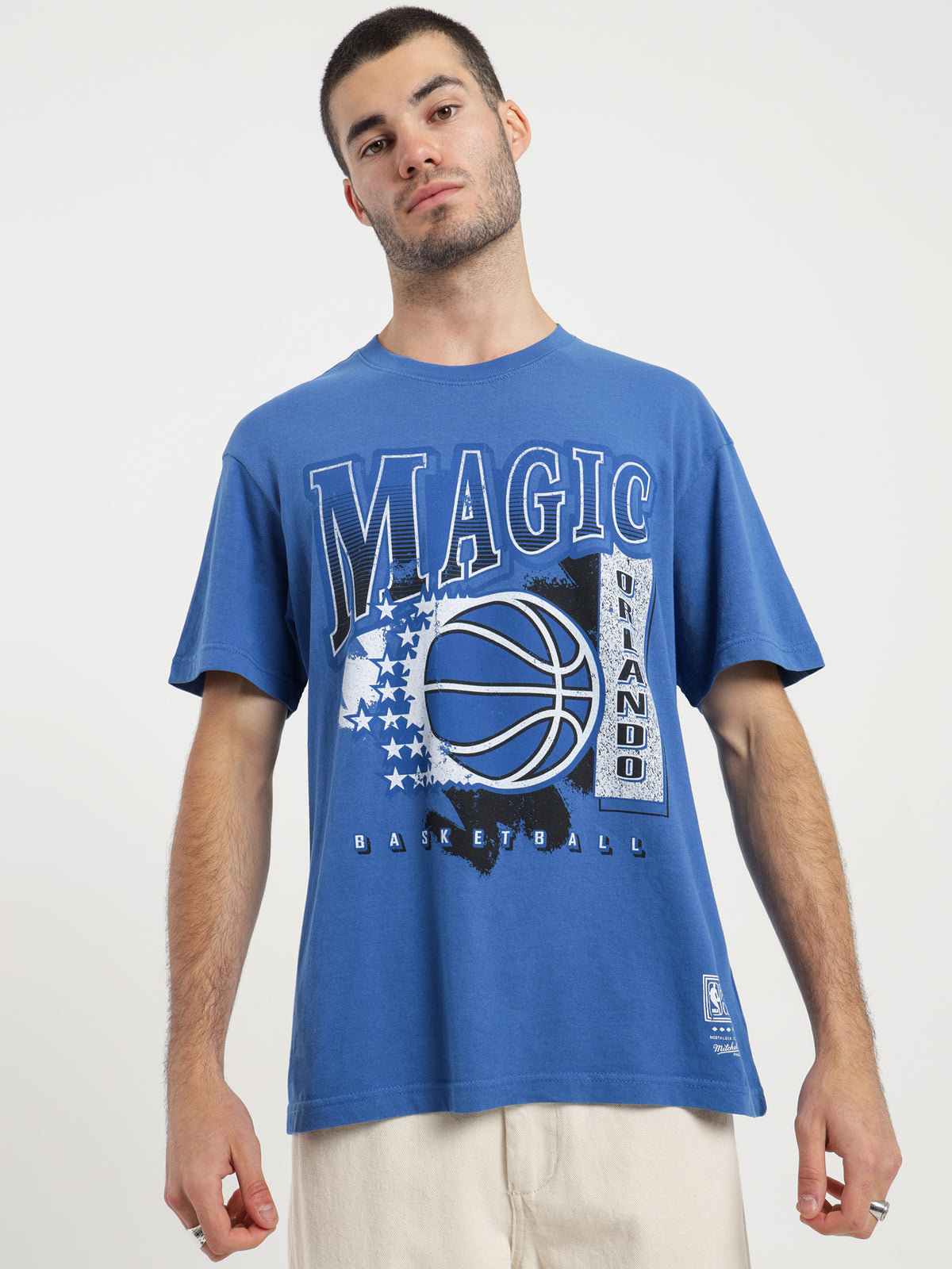 Mitchell & Ness Brush Off Orlando Magic T-Shirt in Faded Blue | Blue