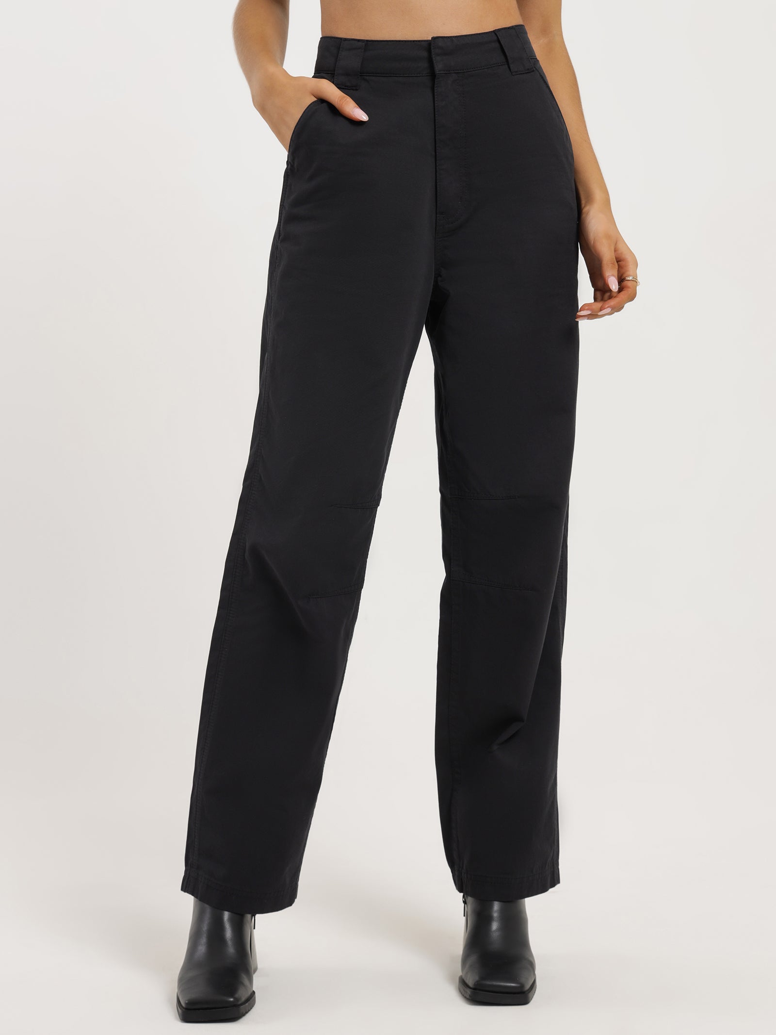 Metta Pants in Black