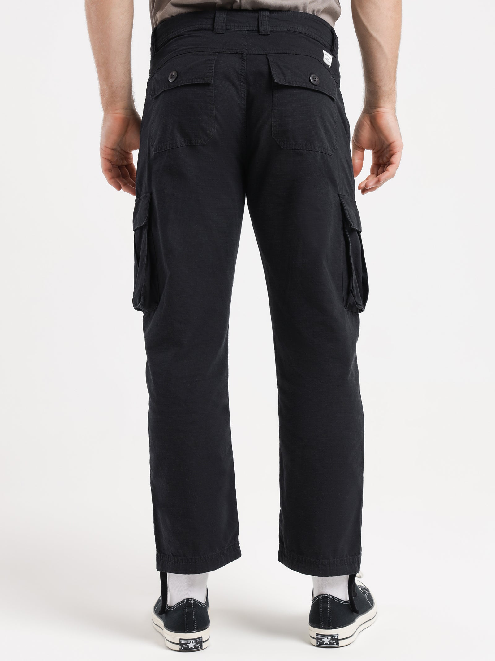 Wyatt Cargo Pants in Black