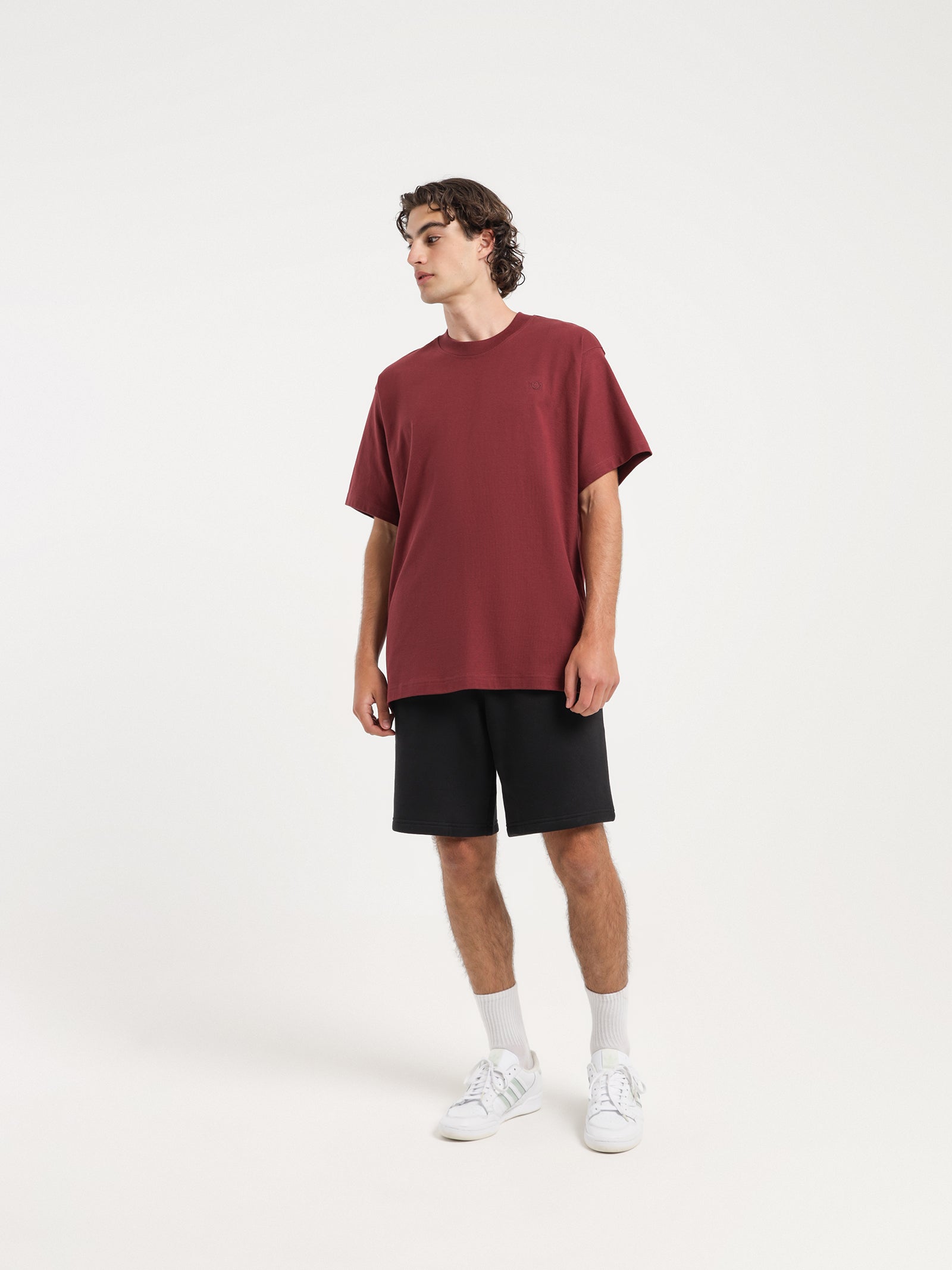 Adicolor Contempo T-Shirt in Shadow Red