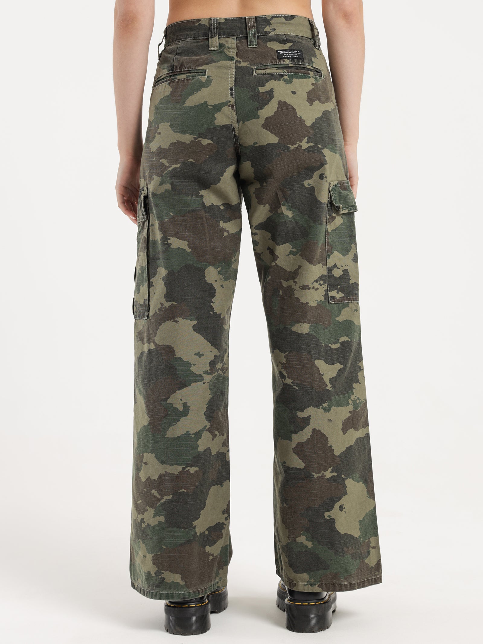 Union Hugger Pants in Camo