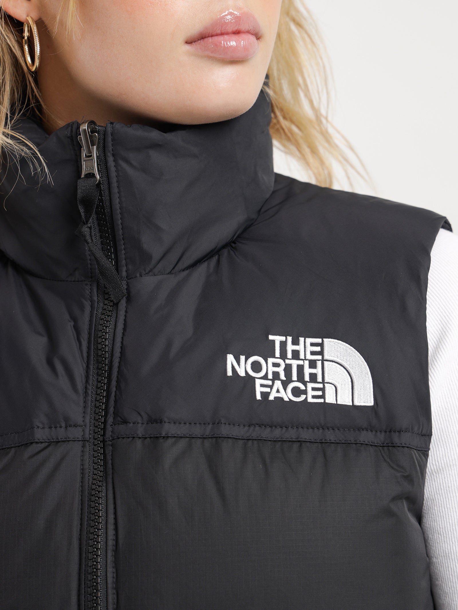 96 Retro Nuptse Vest in Black