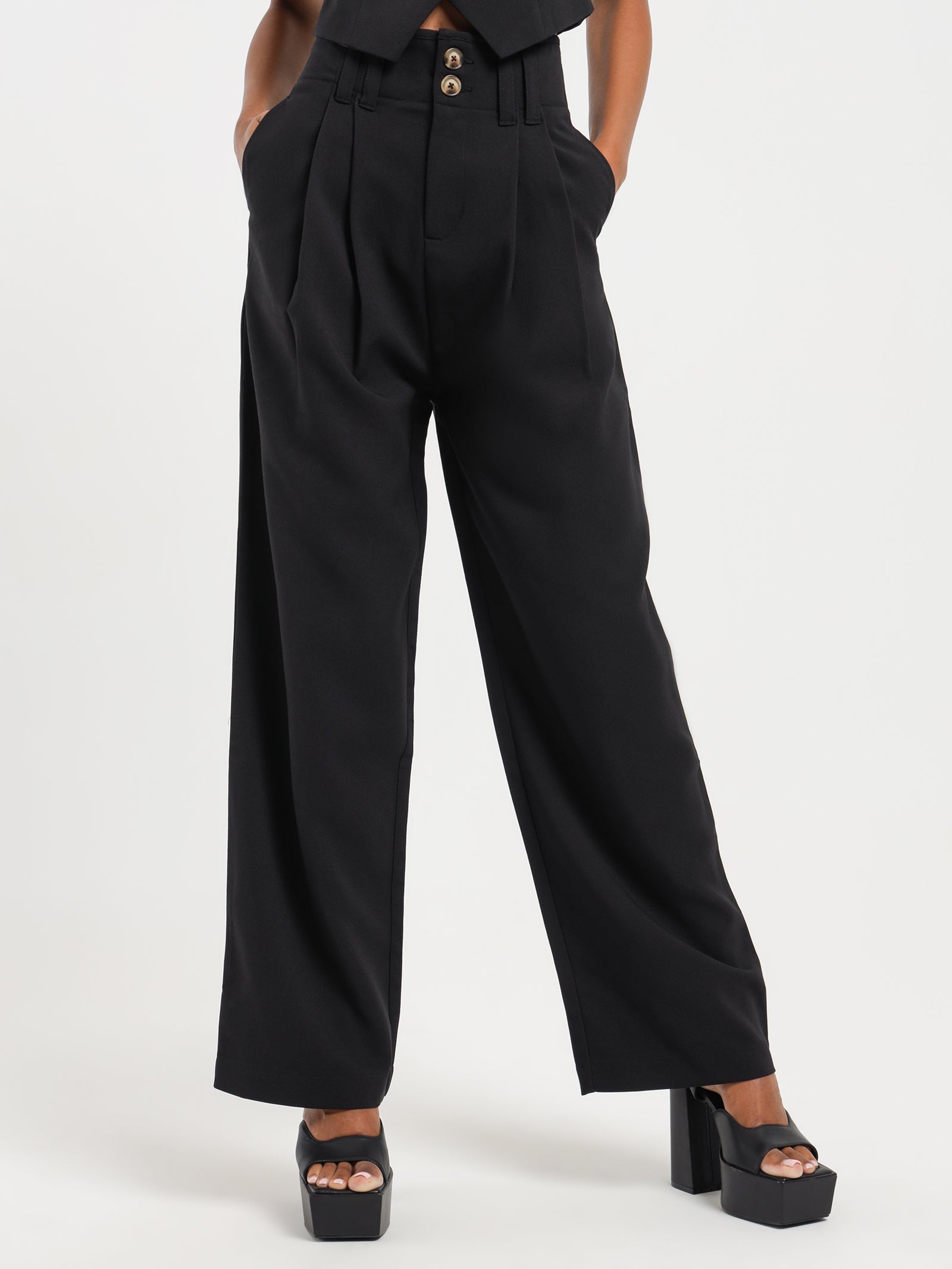 Lenora Pants in Black