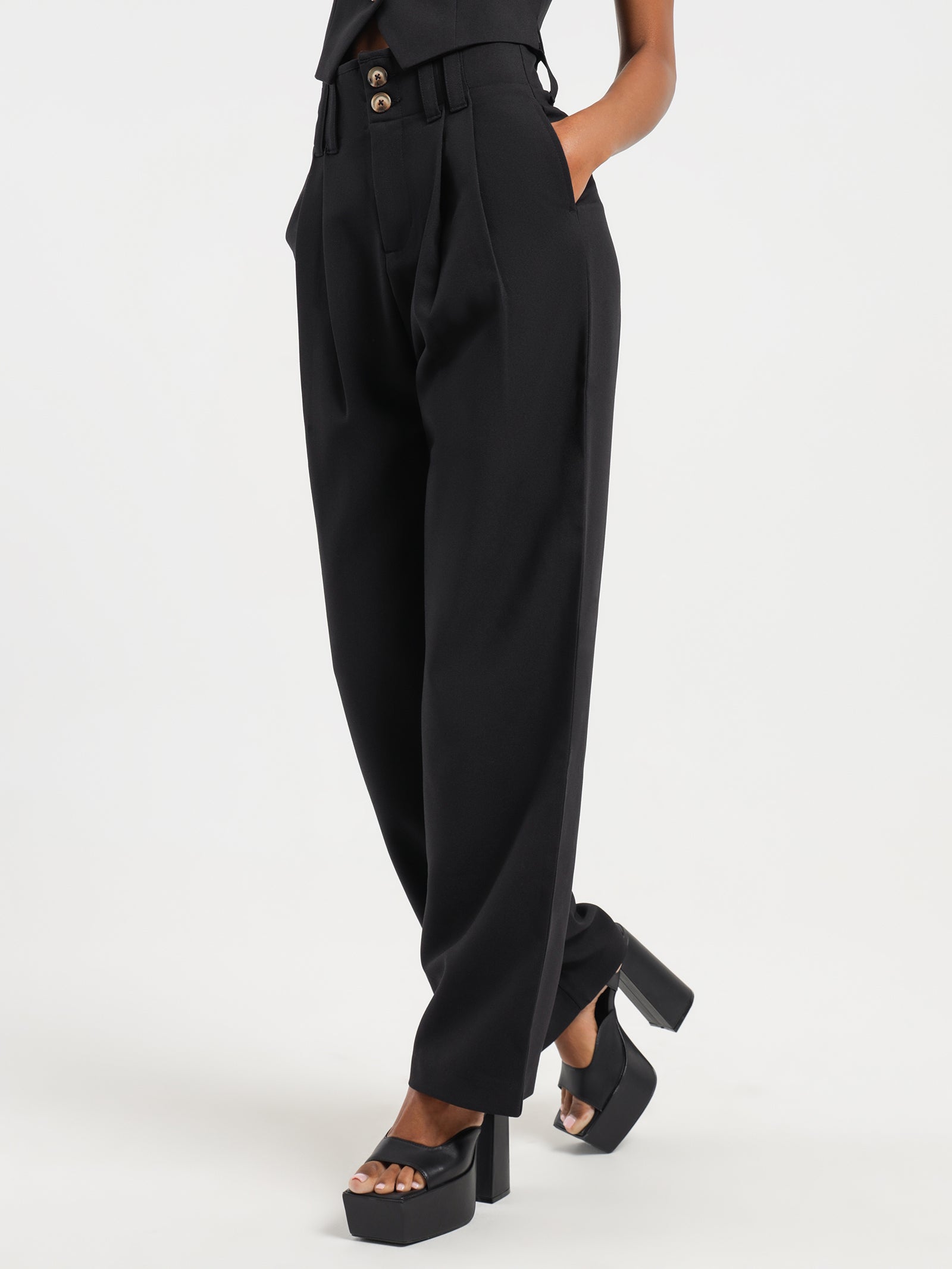 Lenora Pants in Black