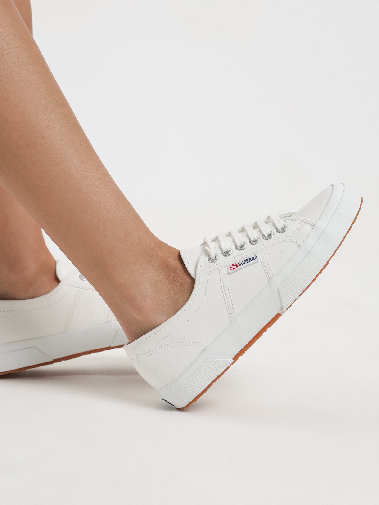 Unisex 2750 Cotu Classic Sneakers in White Leather - Glue Store