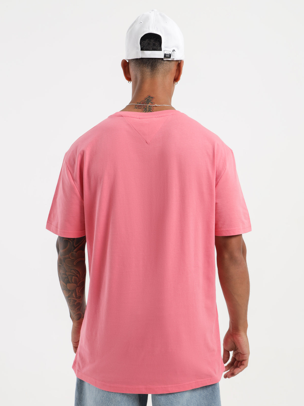 Tommy Hilfiger Classic Essentials T-Shirt in Pink | Pink