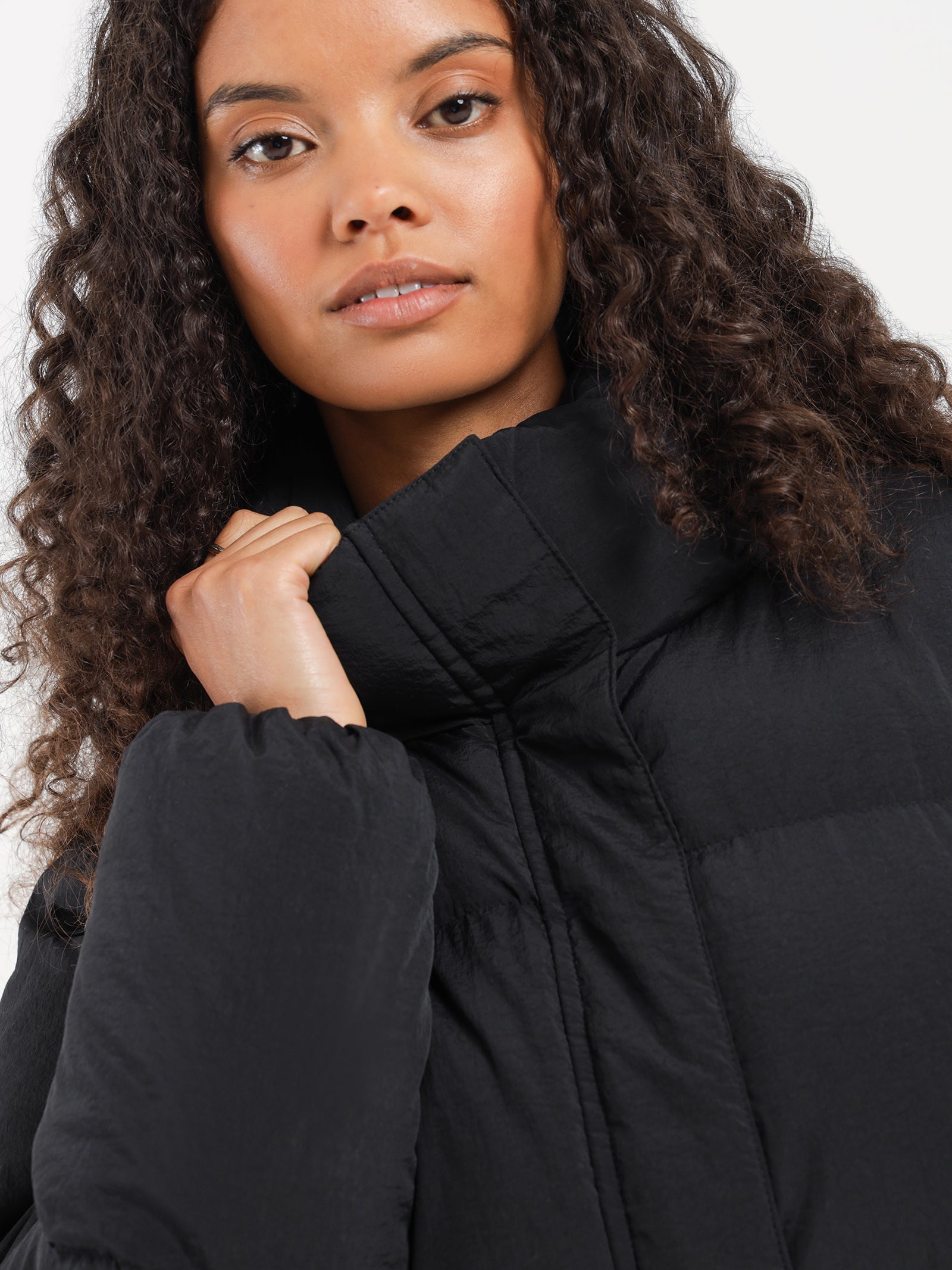Topher Puffer Jacket in Black - Glue Store