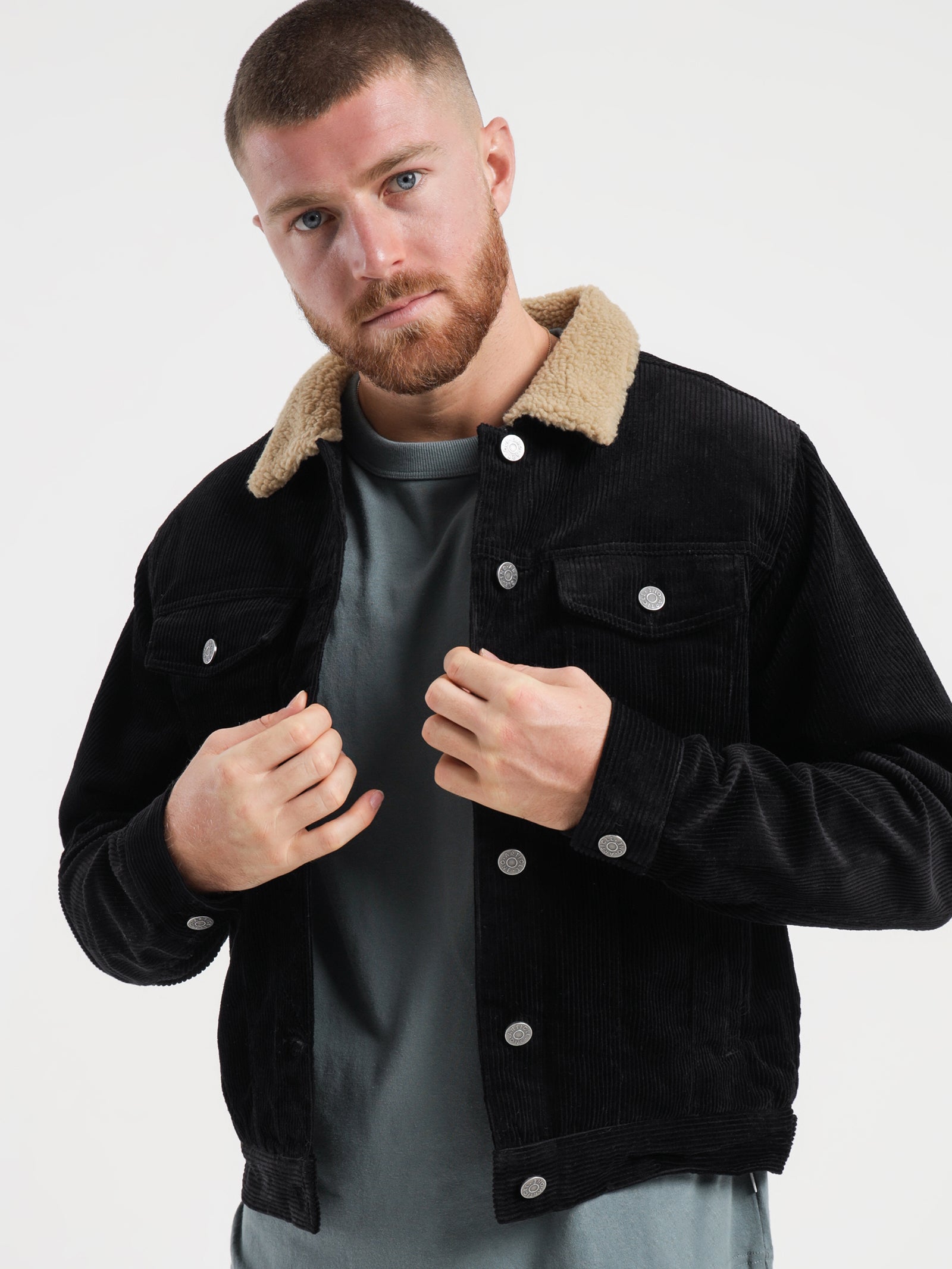 Skylar Cord Sherpa Jacket in Black