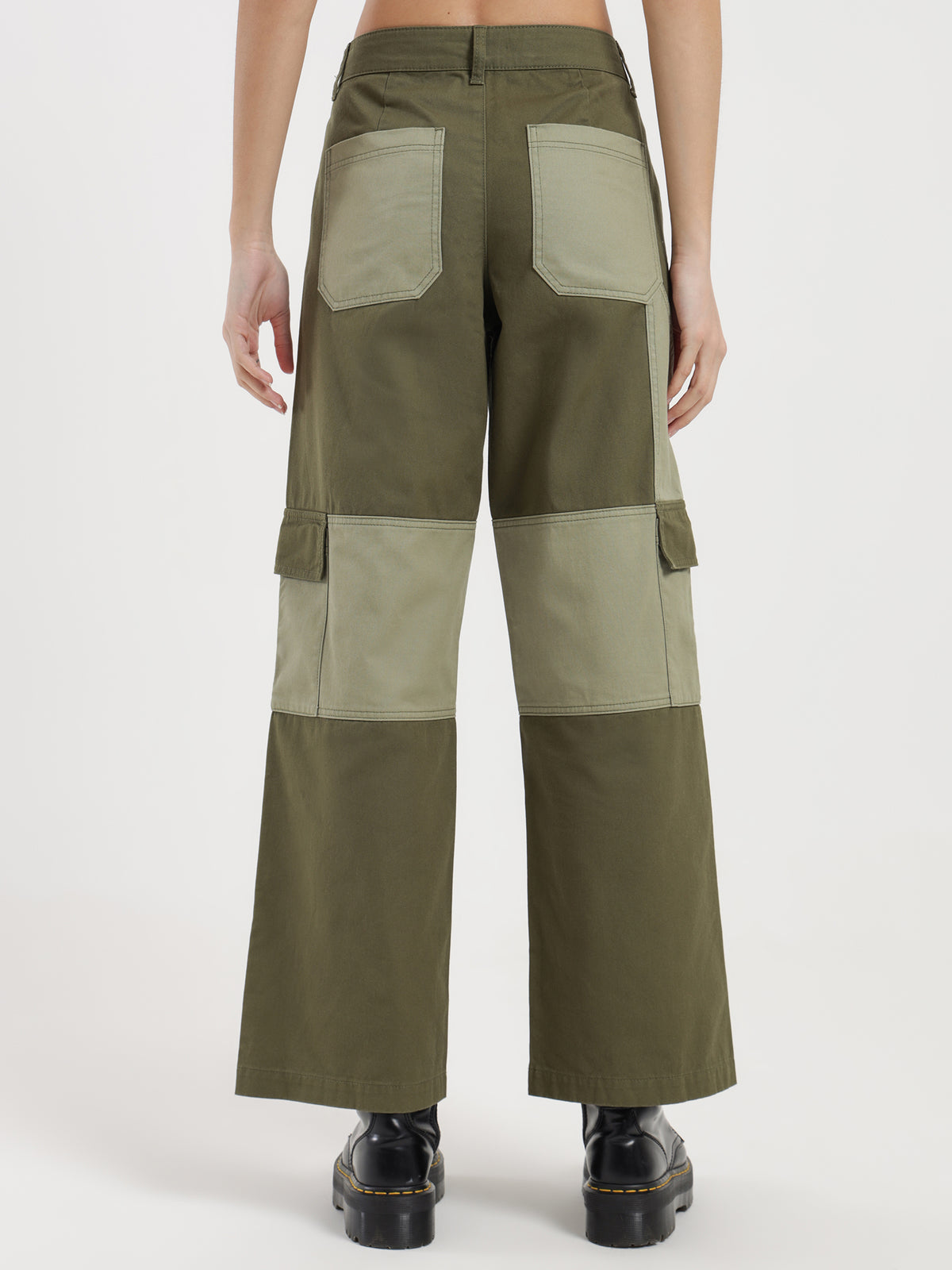 Beyond Her Bronte Low Rise Cargo Pants in 2-Tone Khaki Green | 2 Tone Khaki