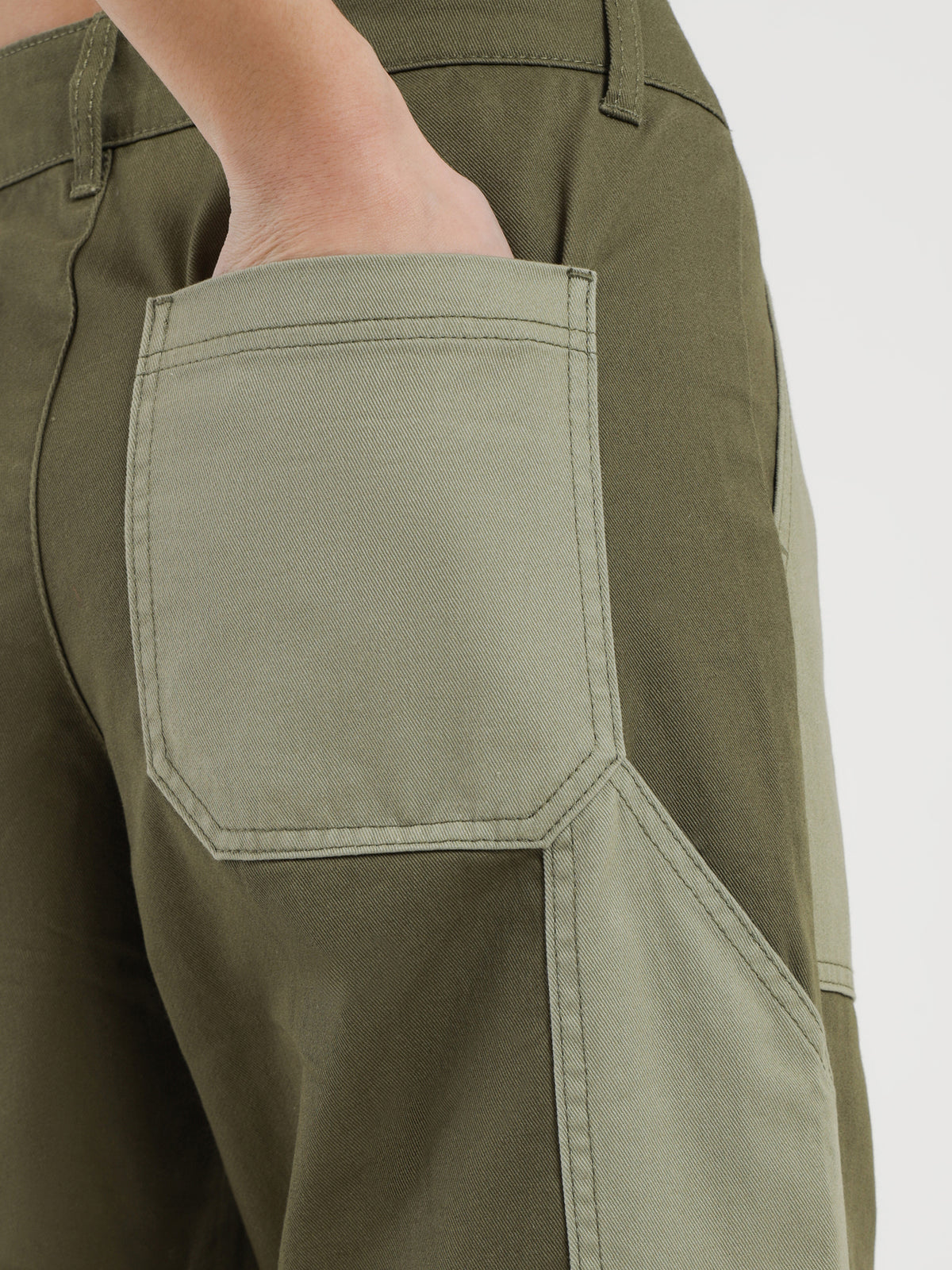 Beyond Her Bronte Low Rise Cargo Pants in 2-Tone Khaki Green | 2 Tone Khaki