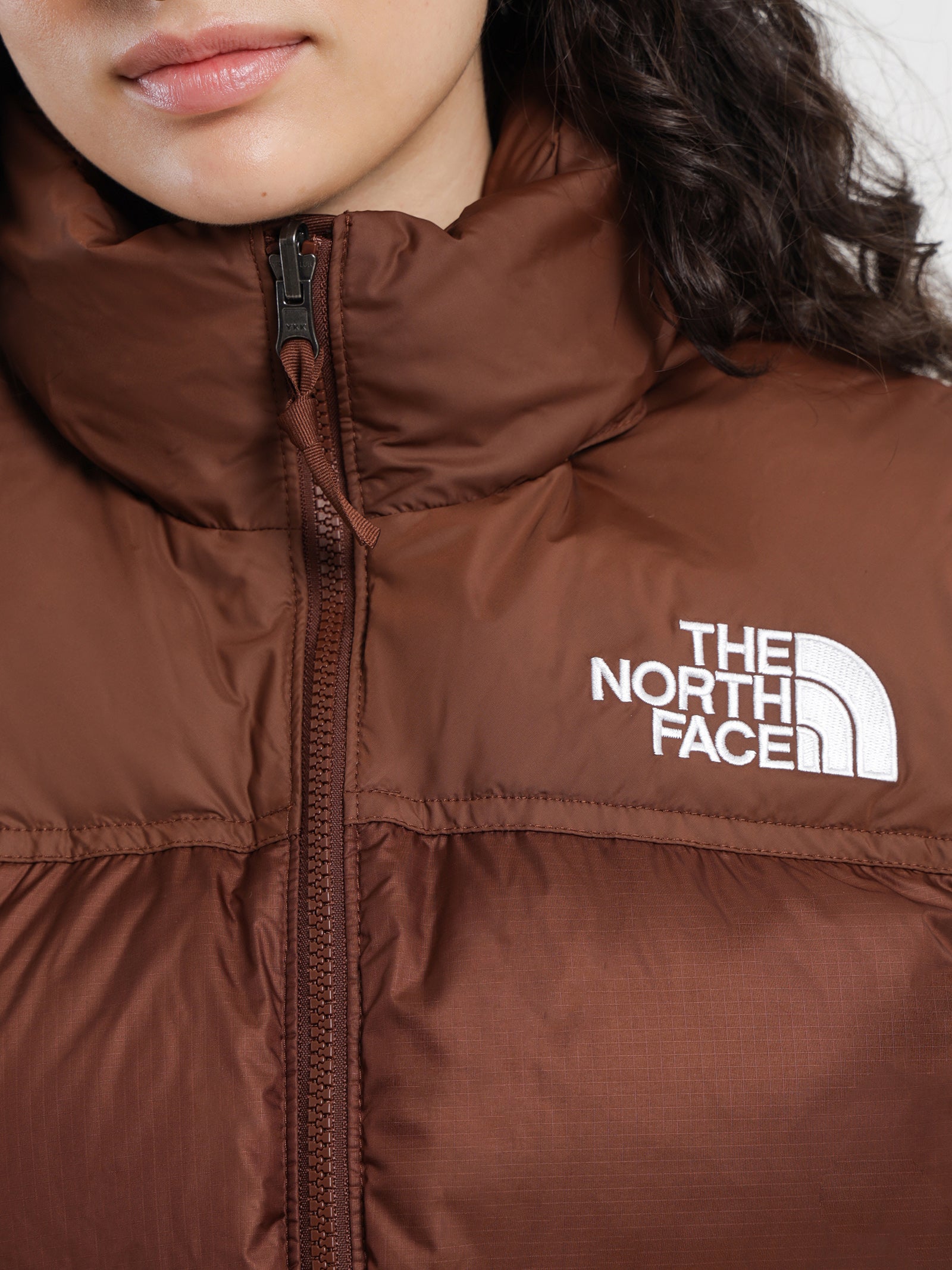 96 Retro Nuptse Vest in Dark Oak