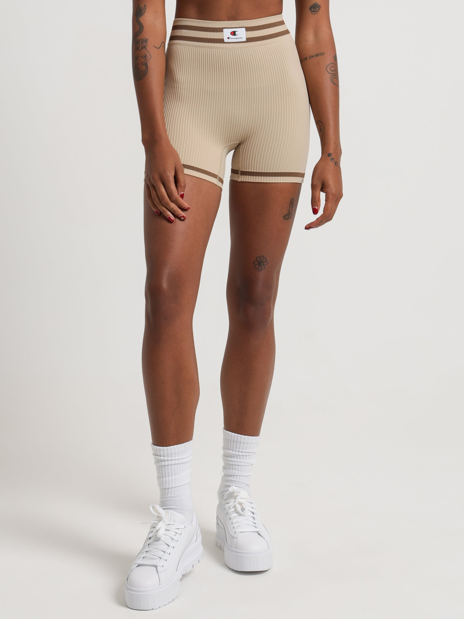 Seamless Bike Shorts in Latte