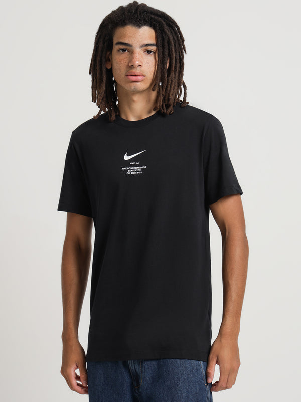 Nike Sportswear Big Swoosh T-Shirt in Black Black | Glue Store