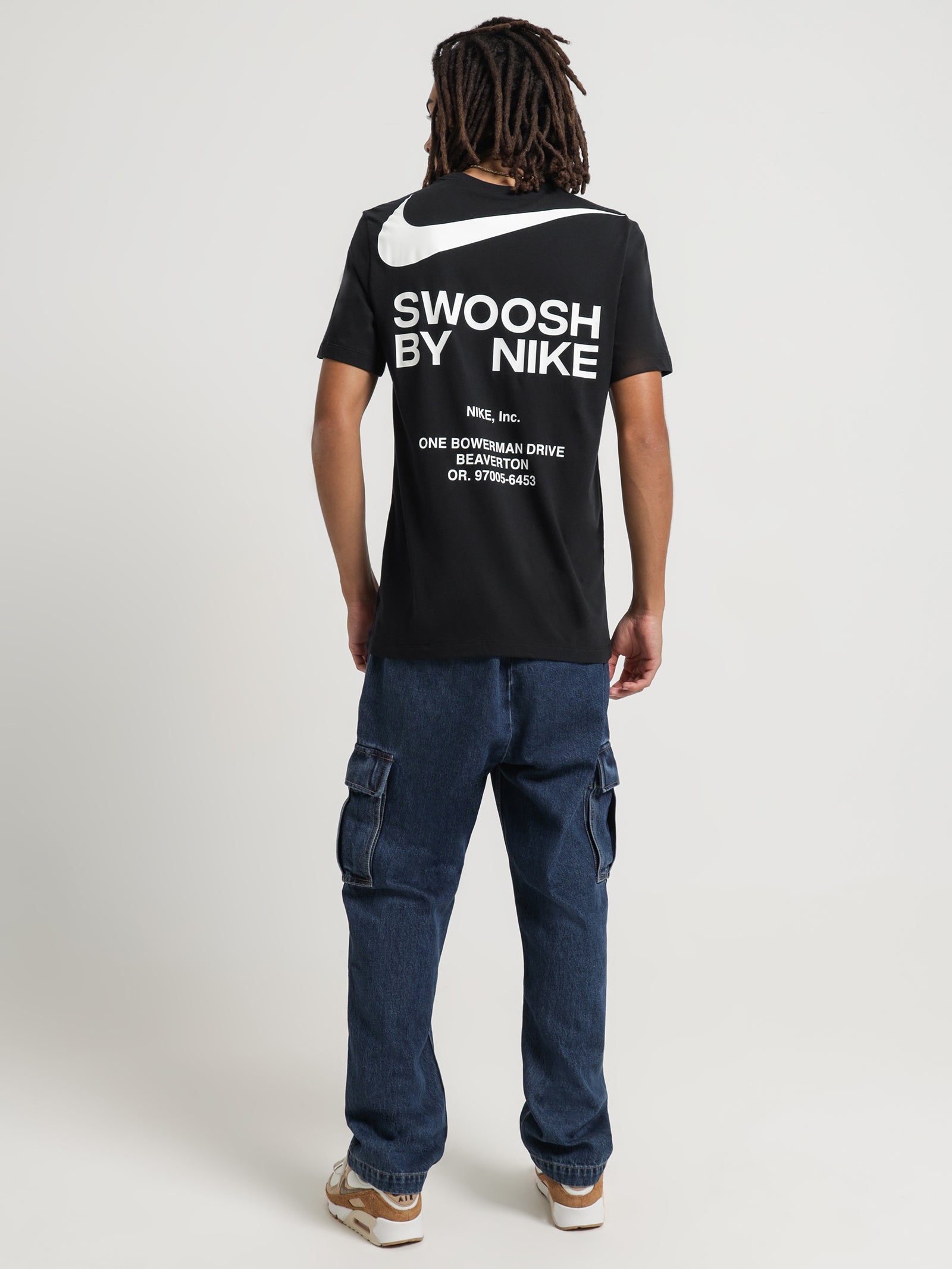 Nike Sportswear Big Swoosh T-Shirt - Black – Urban Industry