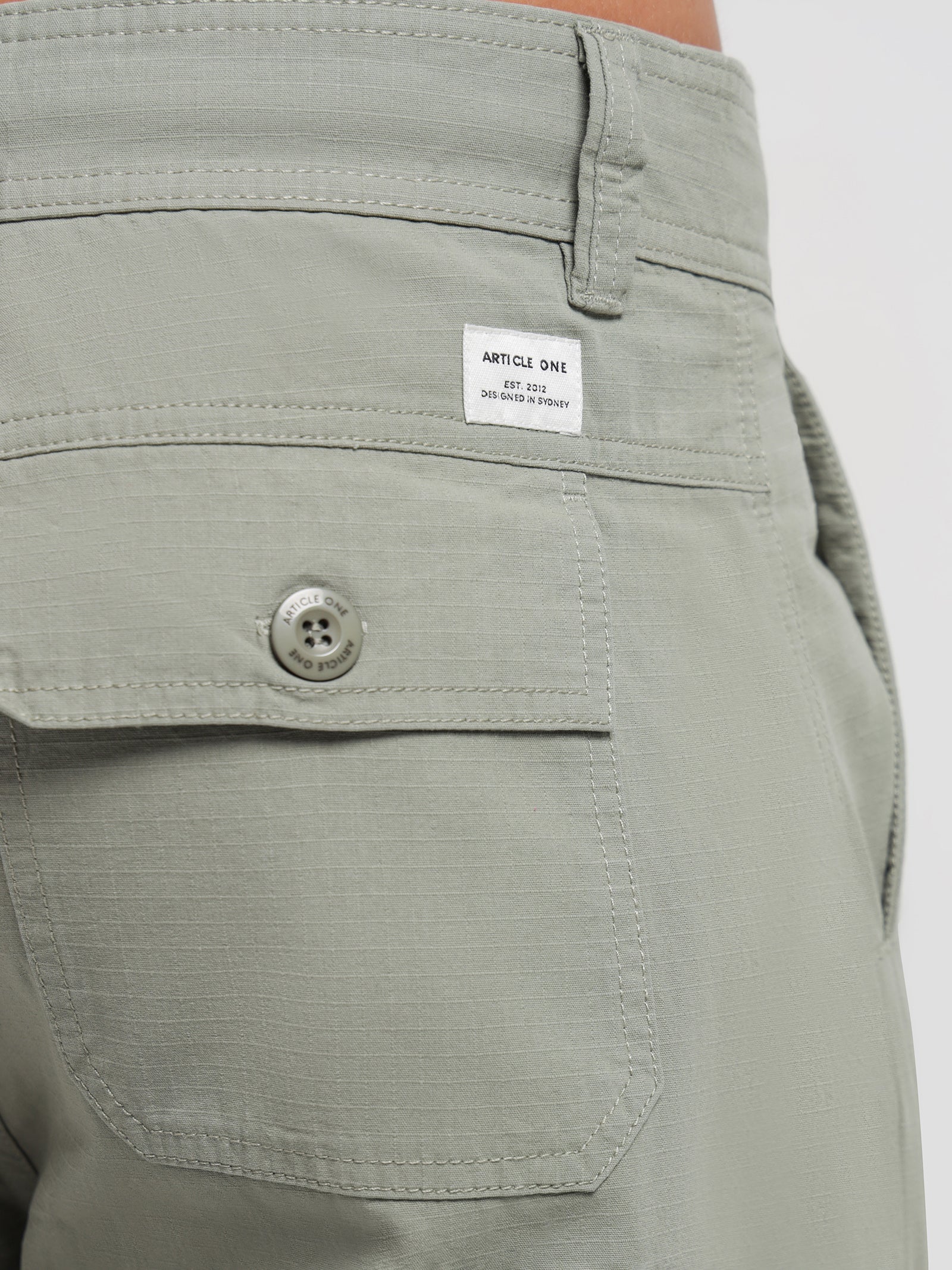 Wyatt Cargo Pants in Fig Green