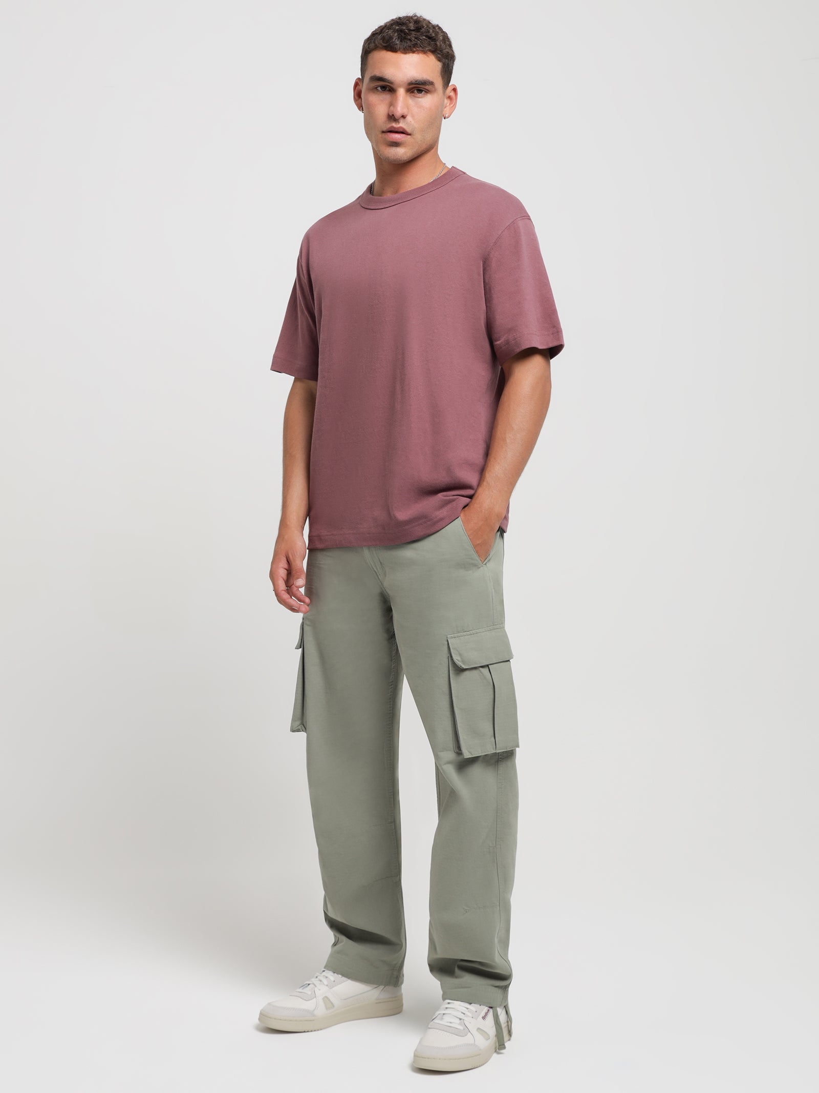 Wyatt Cargo Pants in Fig Green