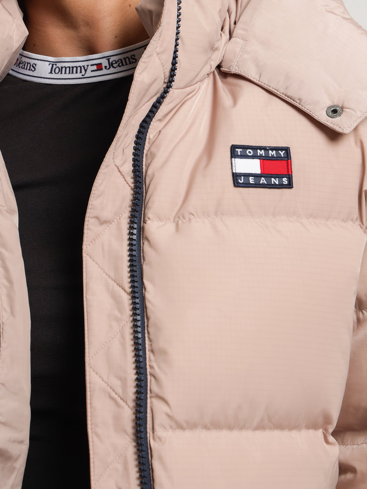 Tommy Hilfiger Badge Hooded Alaska Puffer Jacket in Warm Stone | Stone