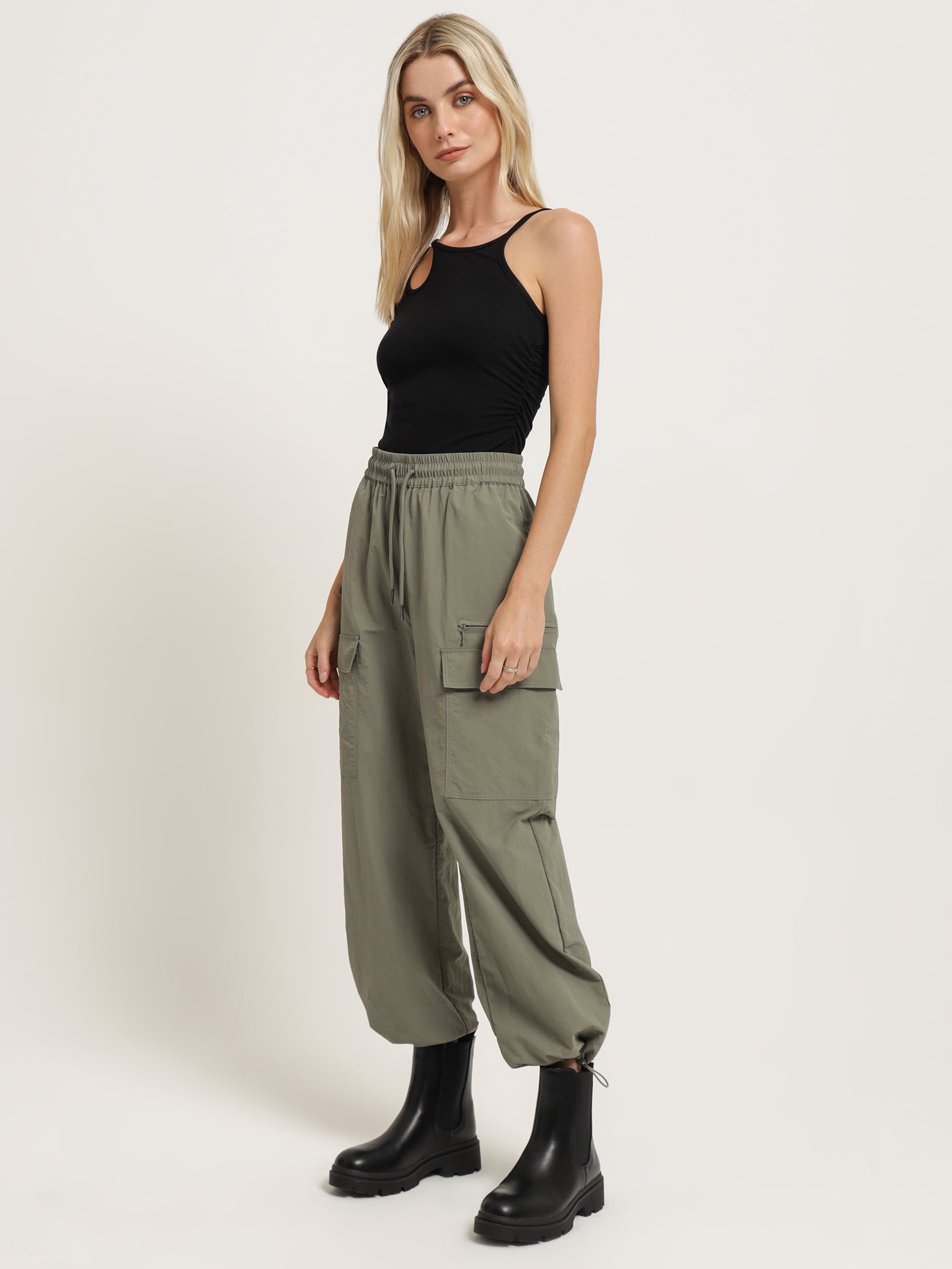 Vladia Spray Pants in Khaki