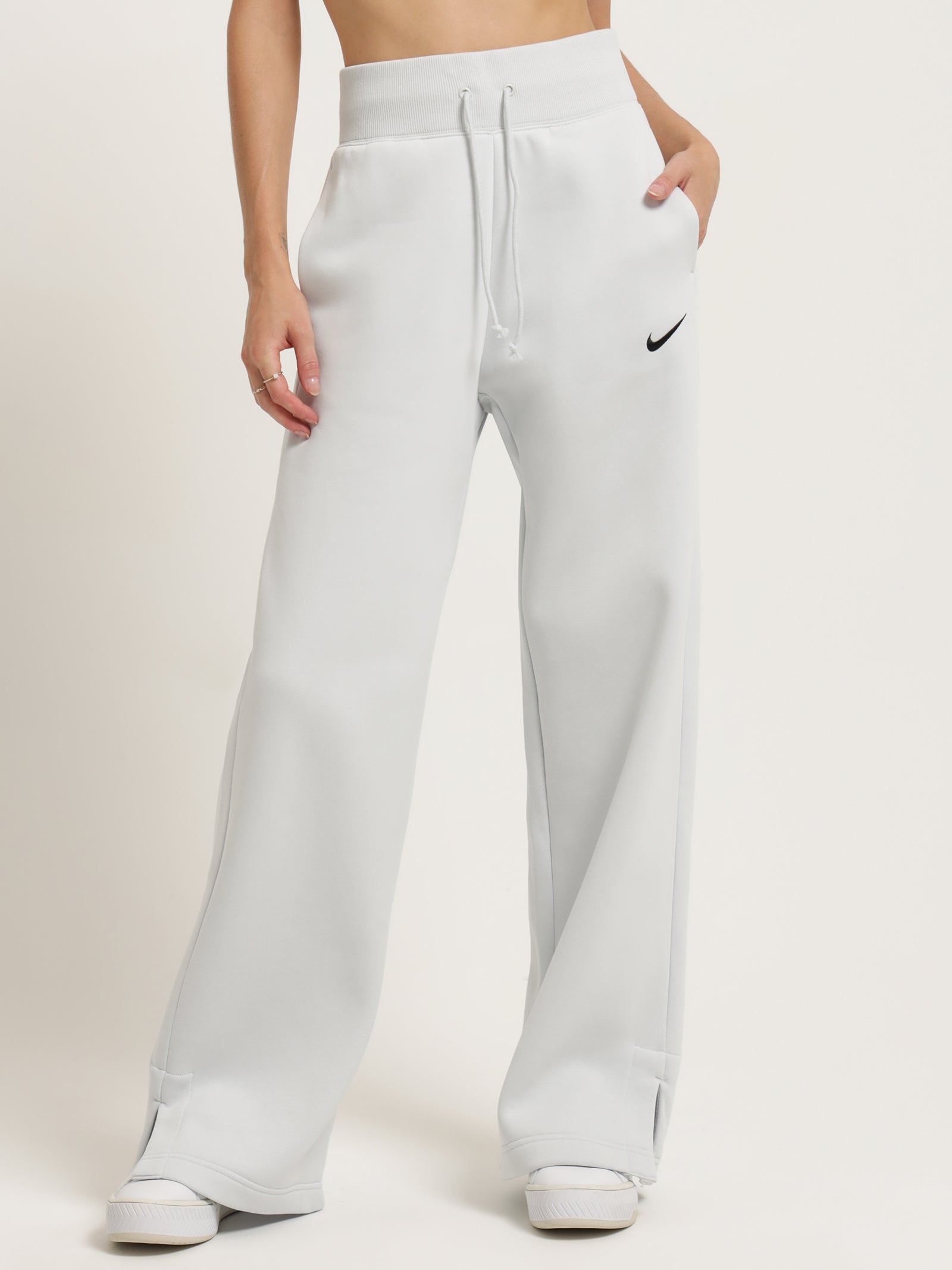 Sportswear Phoenix Fleece HR Wide Trackpants in Off White