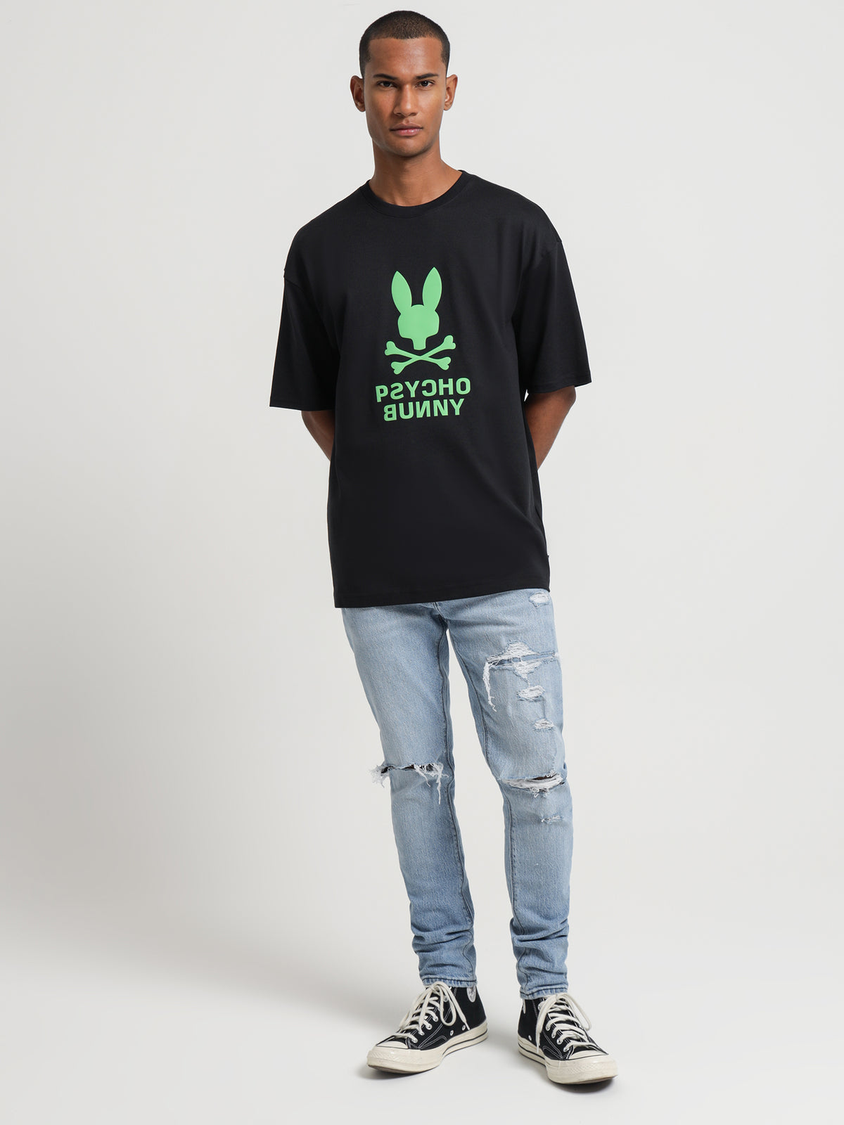 Psycho Bunny Inc Lloyds Relaxed Fit Graphic T-Shirt in Black | 001 Black