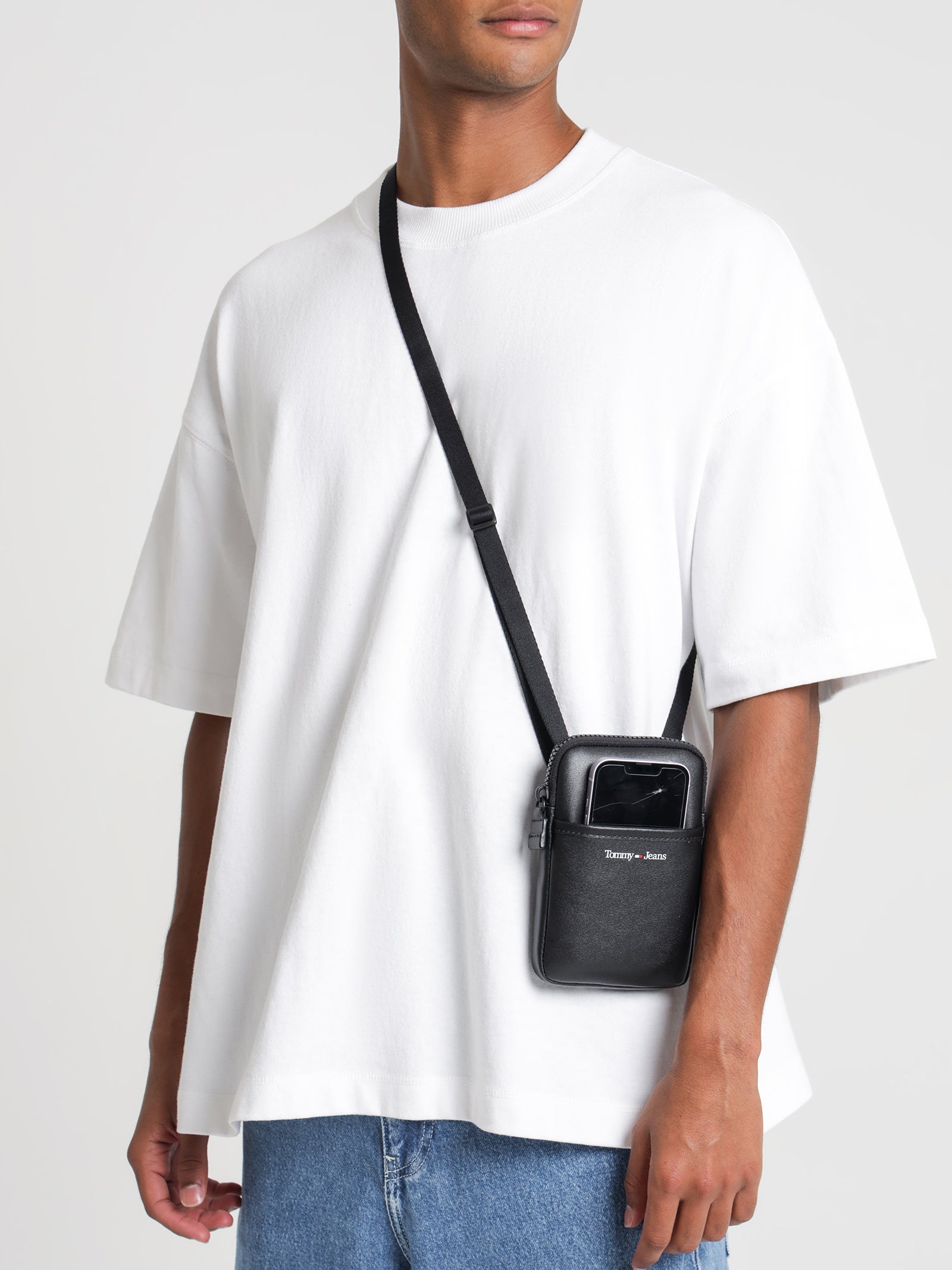 The Essential Phone Bag - Black