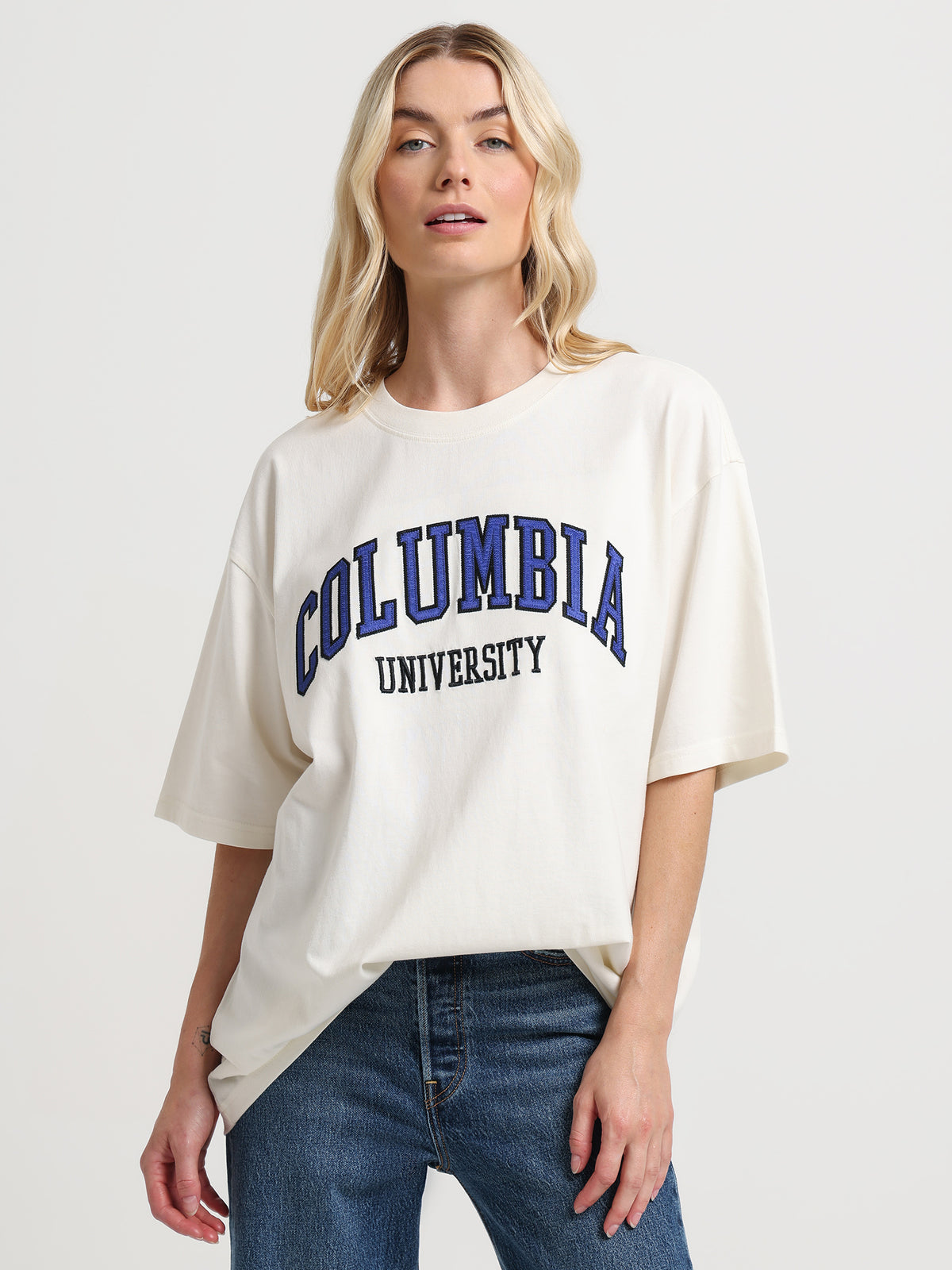 Mitchell & Ness Columbia University Arch Boxy T-Shirt in Ecru | Ecru