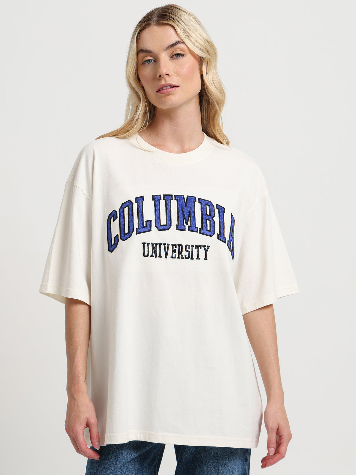 Mitchell & Ness Columbia University Arch Boxy T-Shirt in Ecru | Ecru