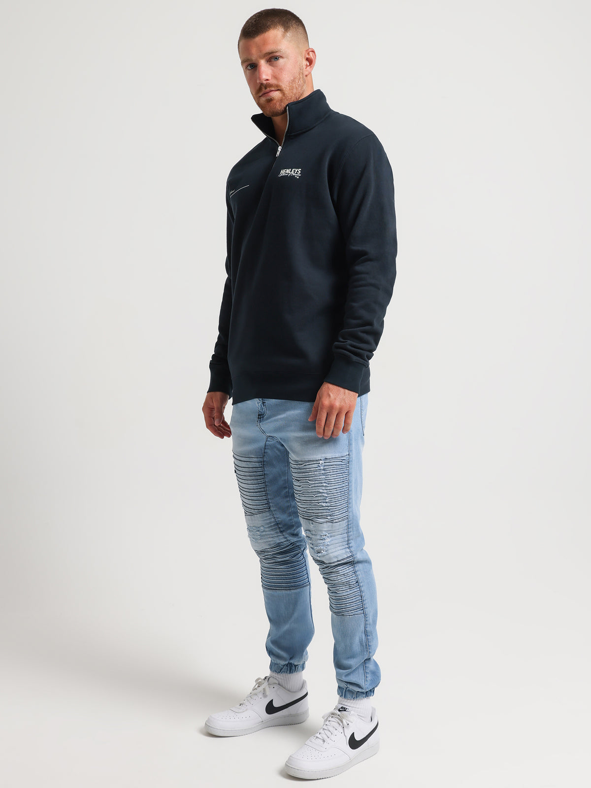 Henleys Champion Zip Sweater in Navy | Navy