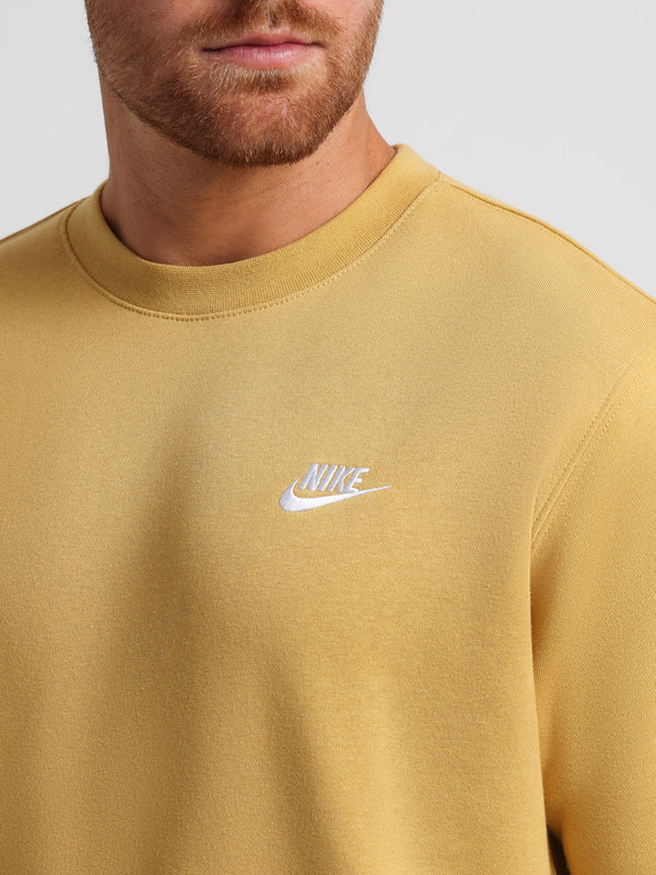 Nike Sportswear Club Crew BB Jumper in Wheat Gold | Glue Store