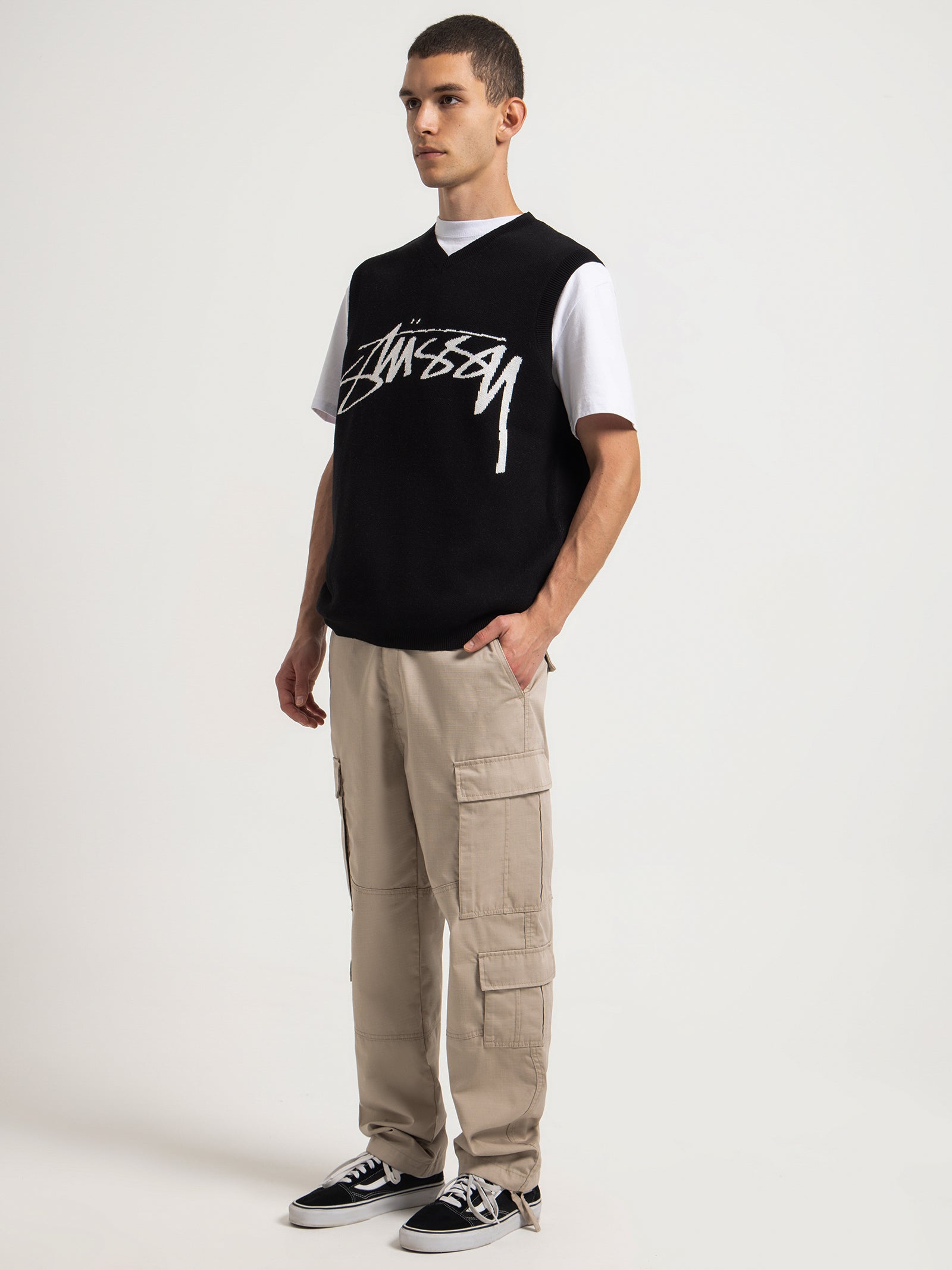 Smooth Stock Knit Vest in Black - Glue Store