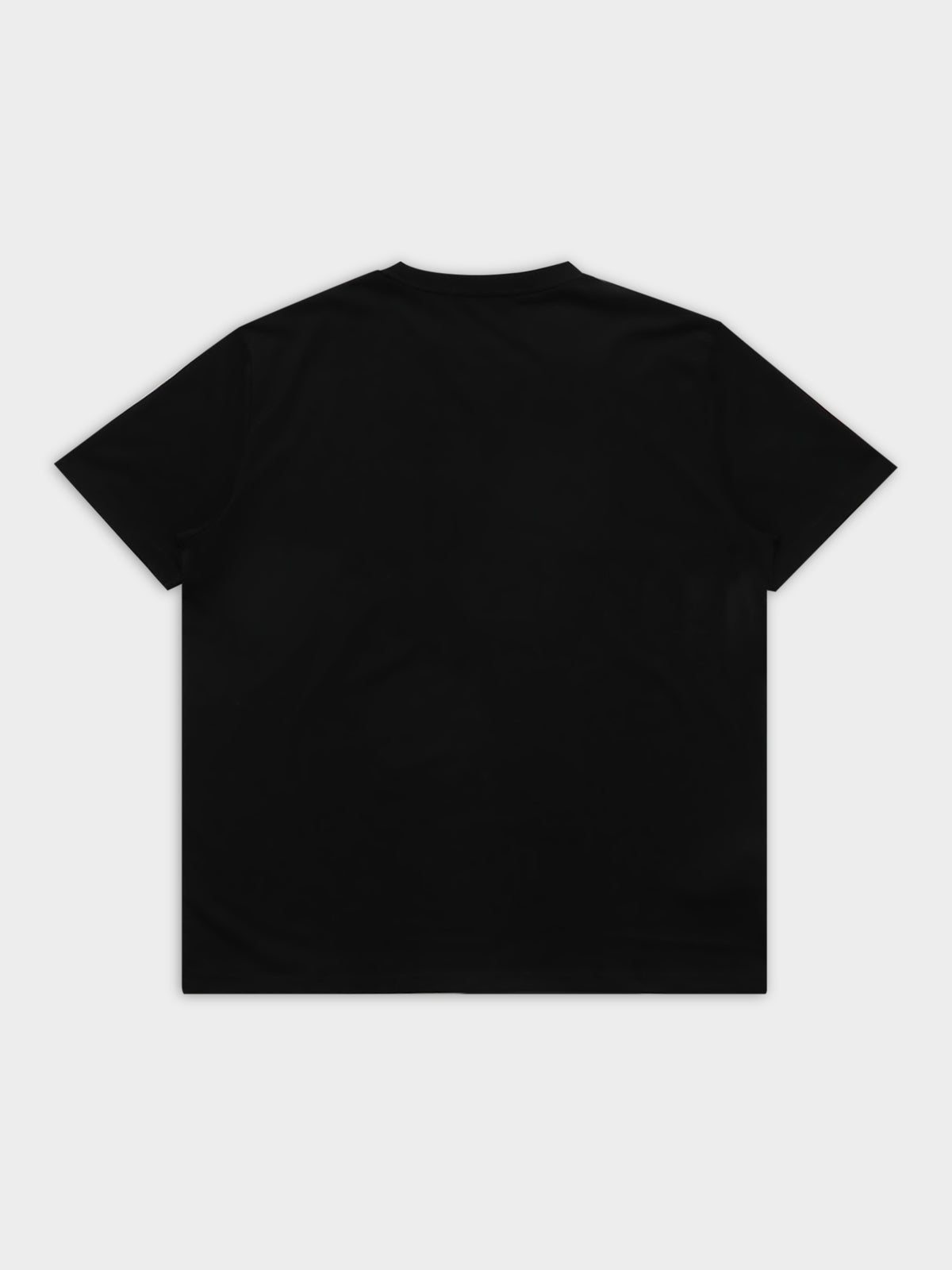 Fred Perry Laurel Wreath Graphic T-Shirt in Black & White | Black