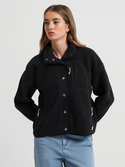 Cragmont Fleece Jacket in Black