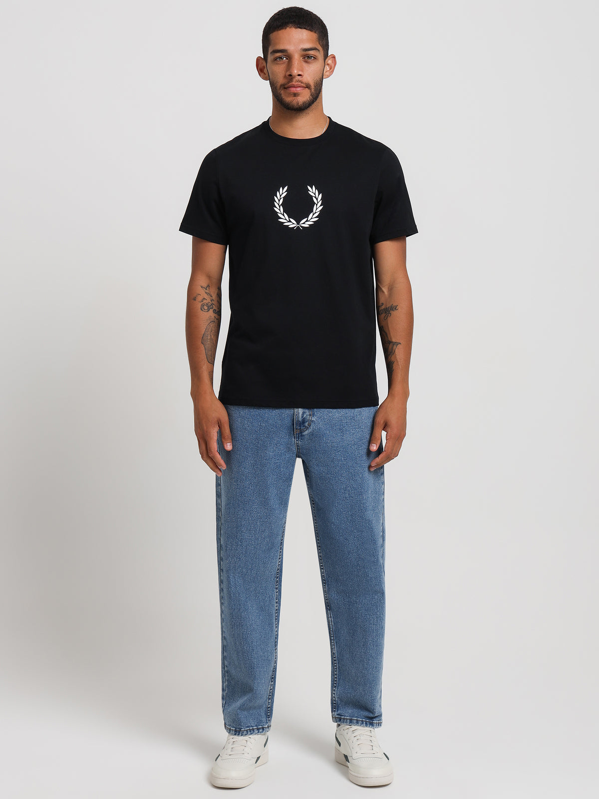 Fred Perry Laurel Wreath Graphic T-Shirt in Black & White | Black