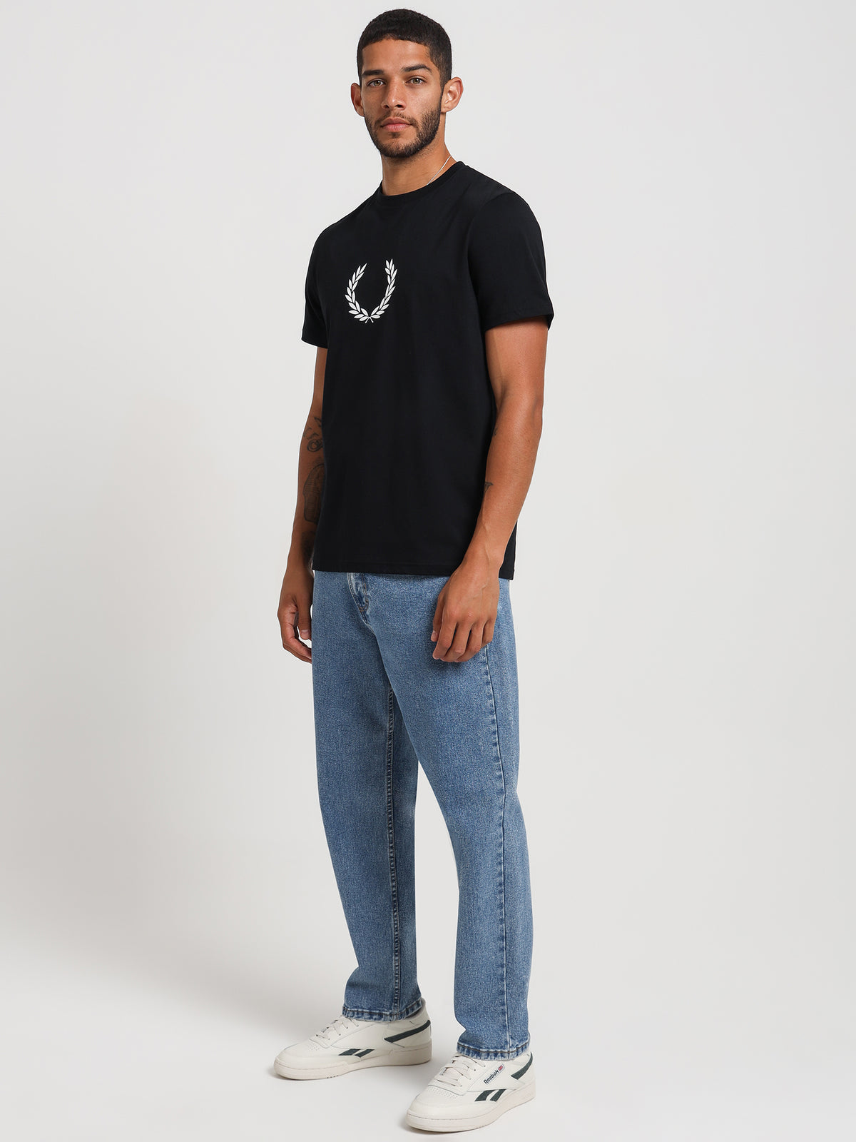 Fred Perry Laurel Wreath Graphic T-Shirt in Black & White | Black