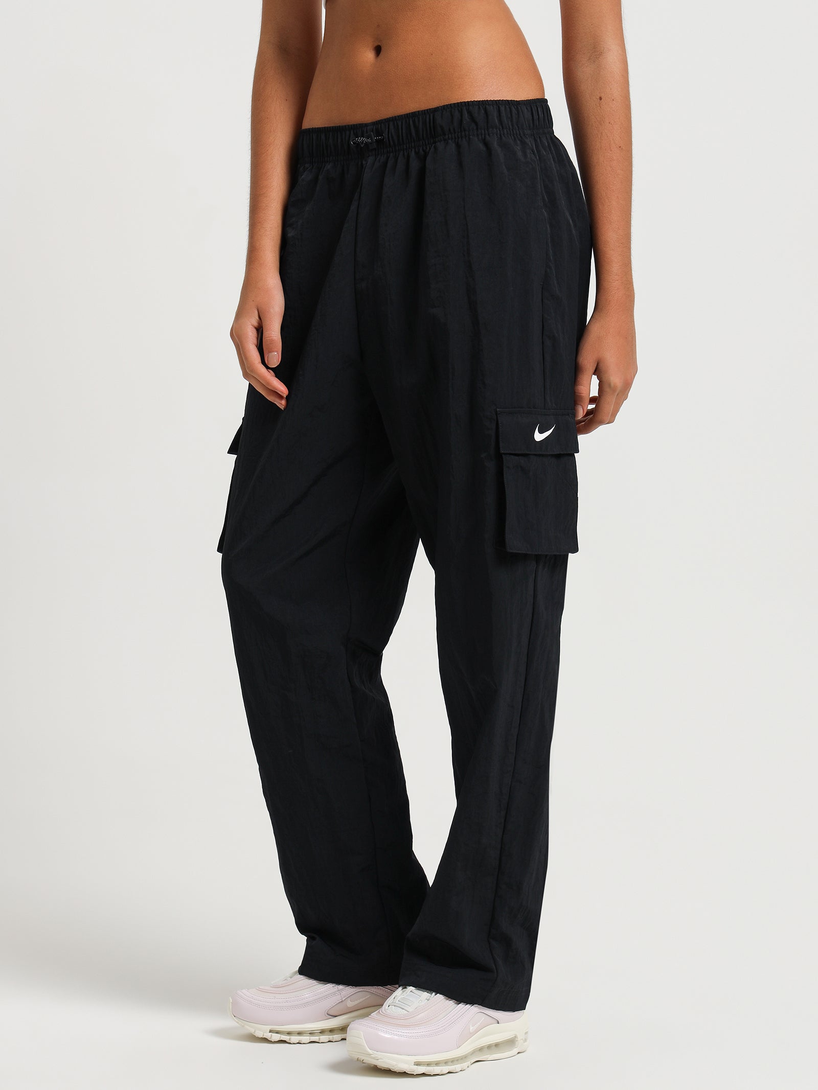 Sportswear Essentials High Rise Woven Cargo Pants in Black & White