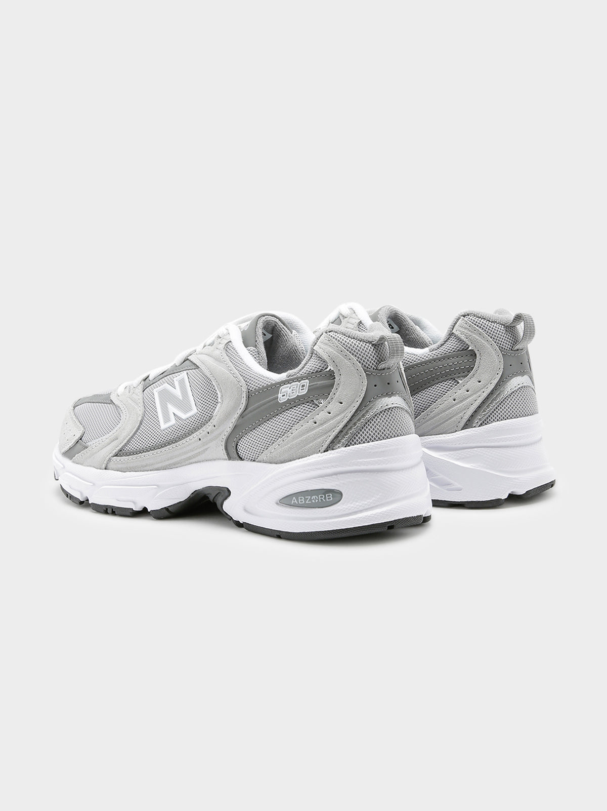 New Balance Unisex 530 Sneakers in White & Silver | White Silver