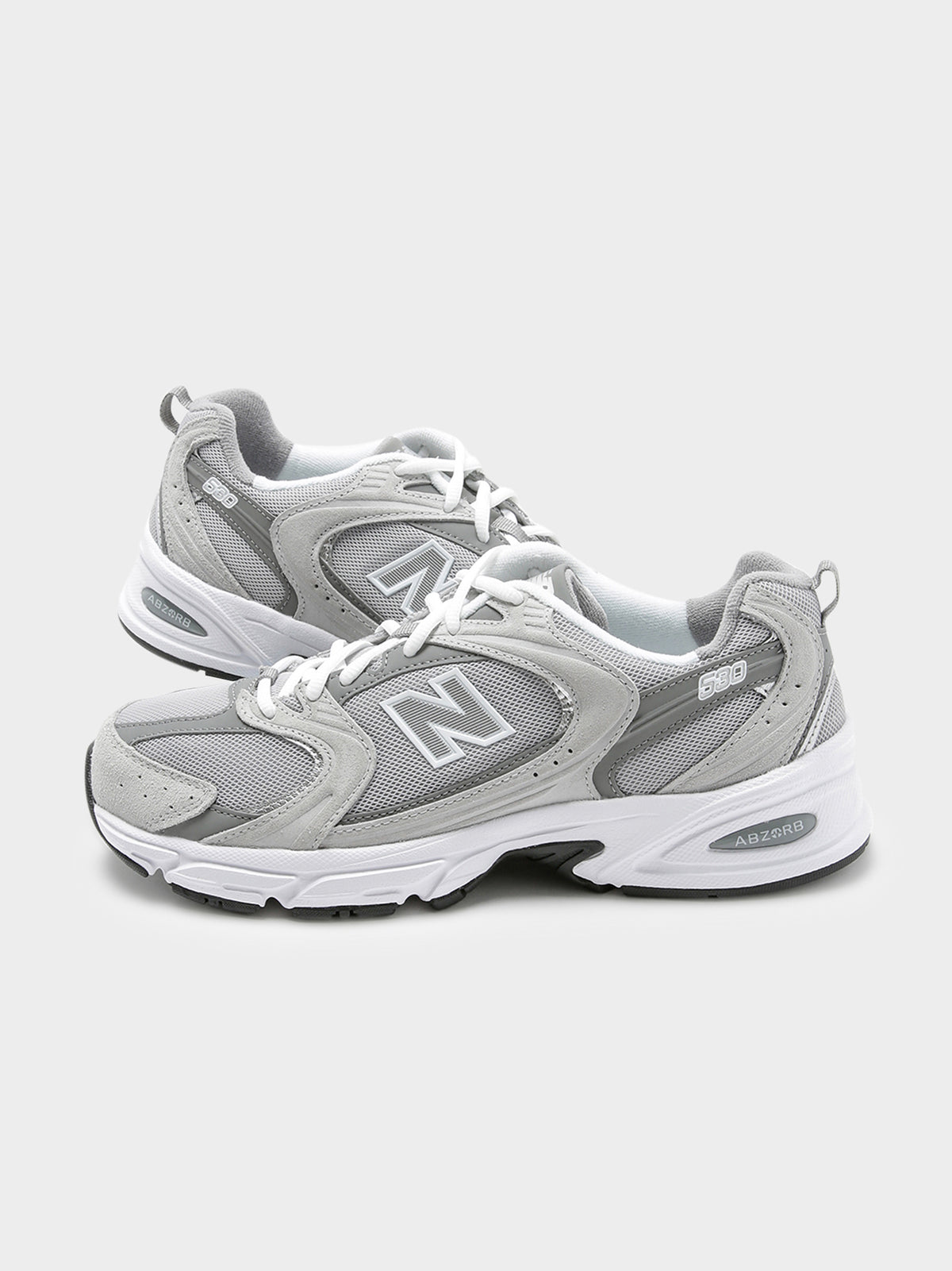 New Balance Unisex 530 Sneakers in White & Silver | White Silver