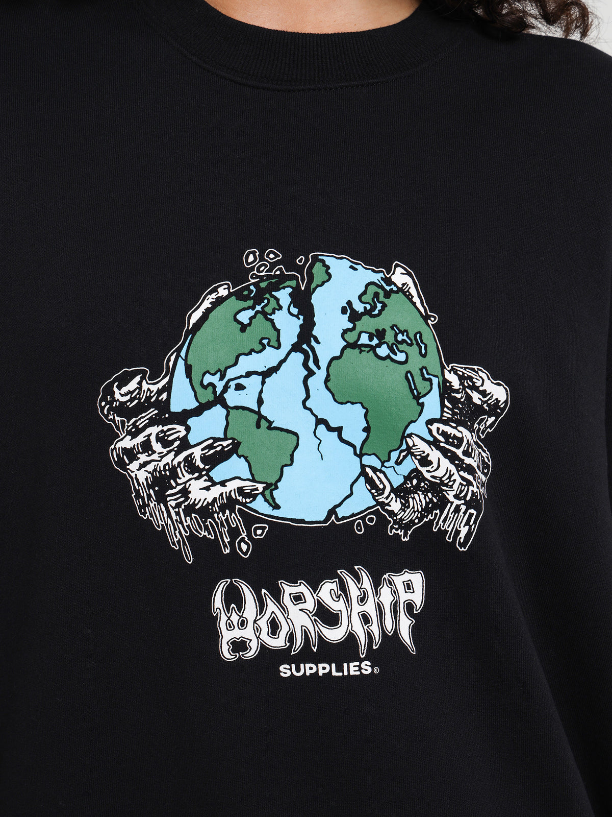 Worship Split Decision Box Fit Crew in Black | Black