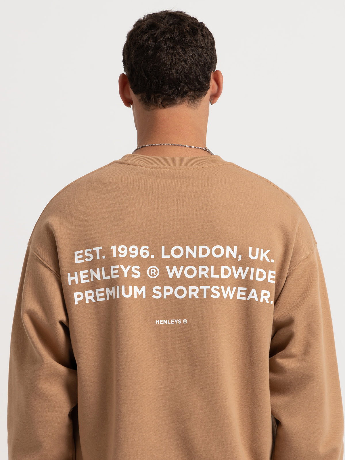 Henleys Team Spirit Crew in Mocha | Mocha