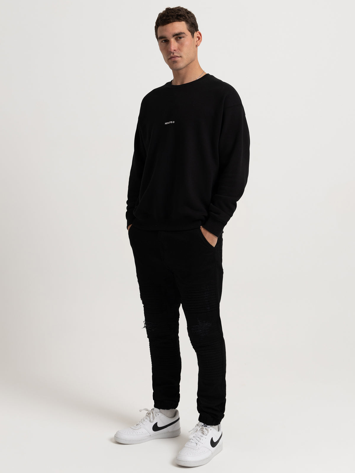 Henleys Team Spirit Crew in Black | Black