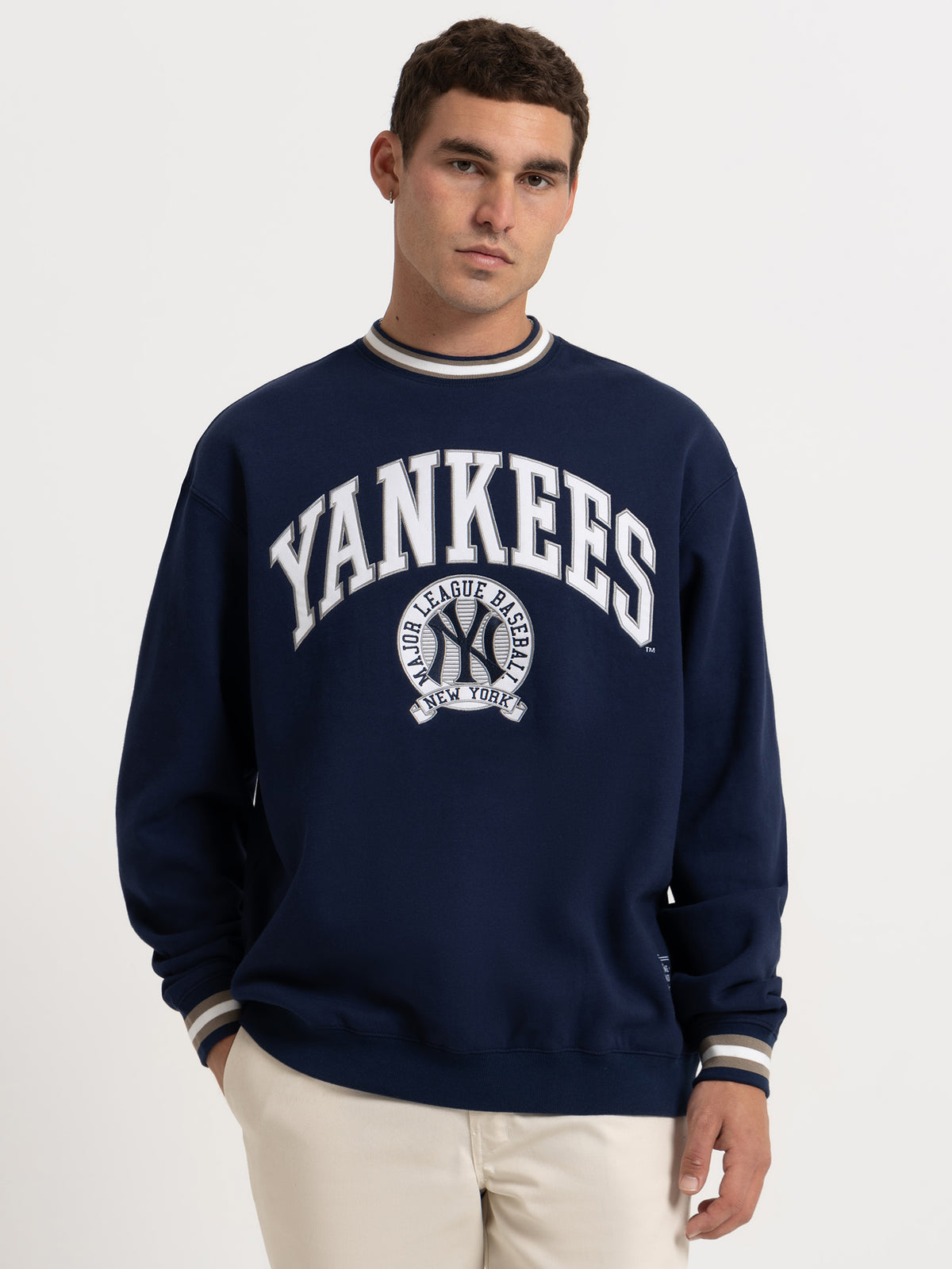 Mitchell & Ness Vintage NY Yankees Graphic Sweater in Midnight Blue | Midnight