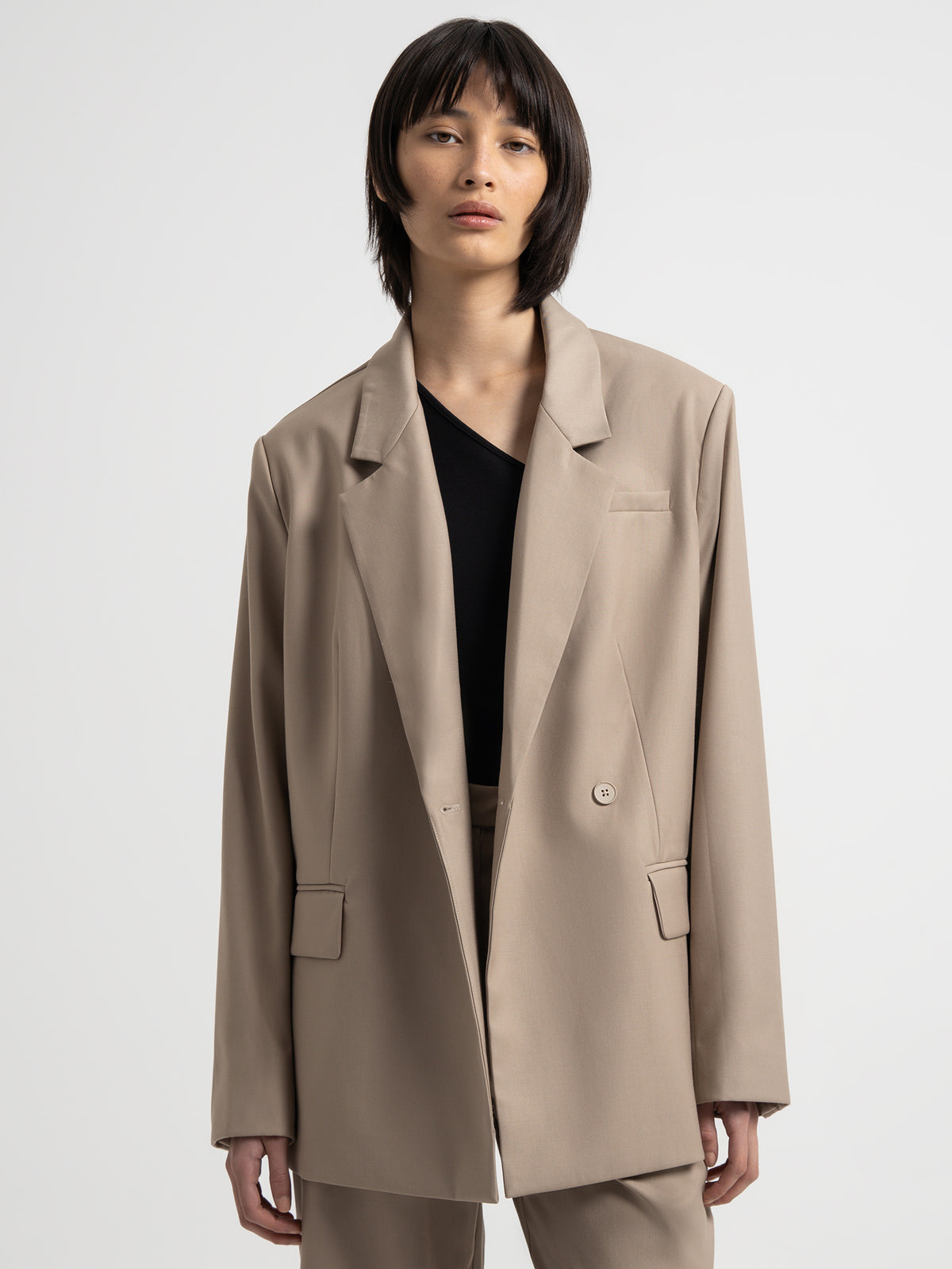 Raef The Label Blake Oversized Blazer in Taupe | Taupe