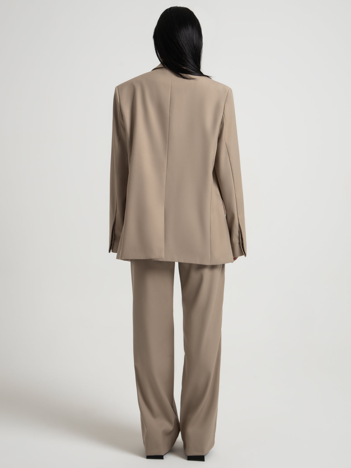 Raef The Label Blake Oversized Blazer in Taupe | Taupe