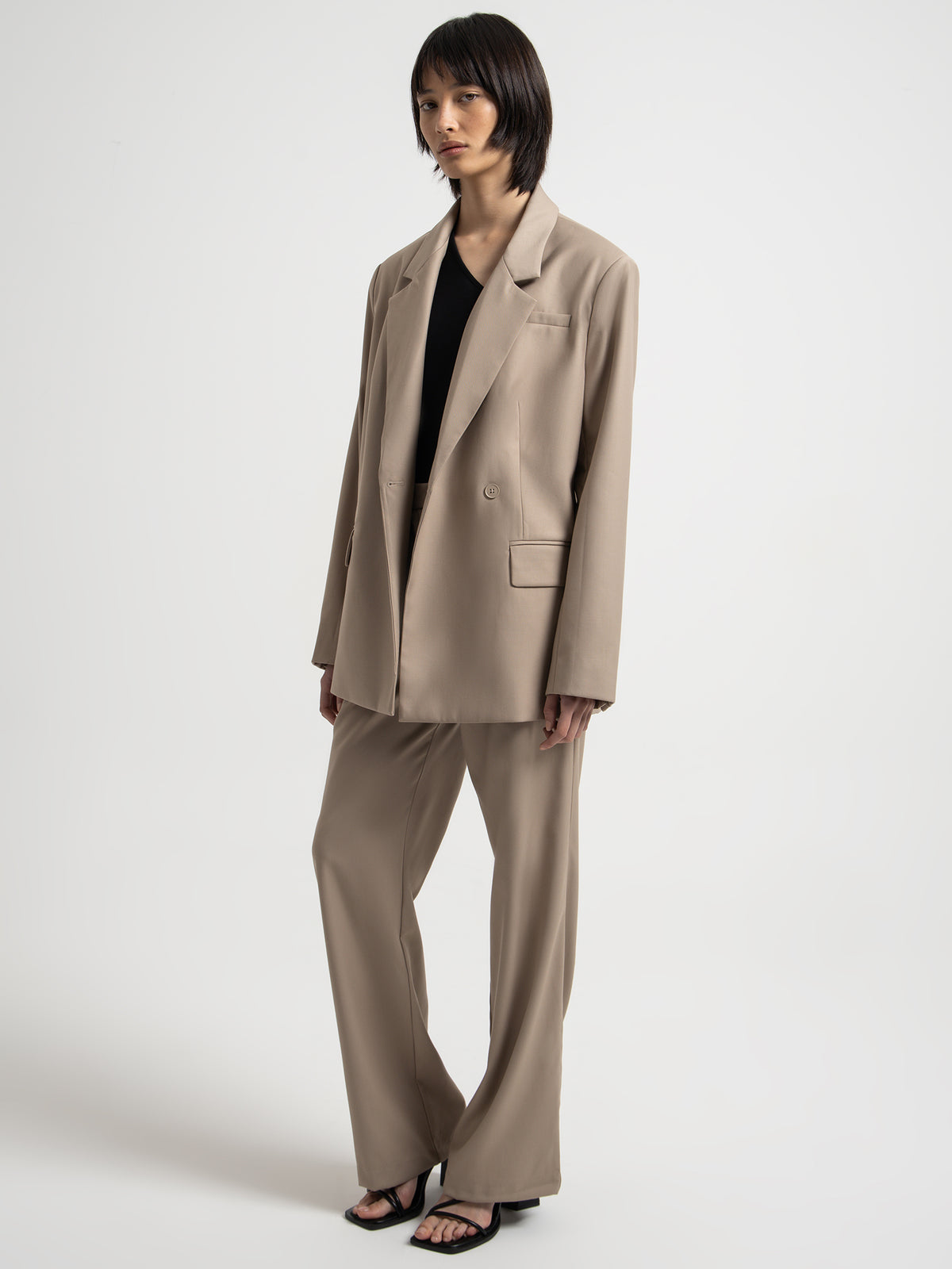 Raef The Label Blake Oversized Blazer in Taupe | Taupe