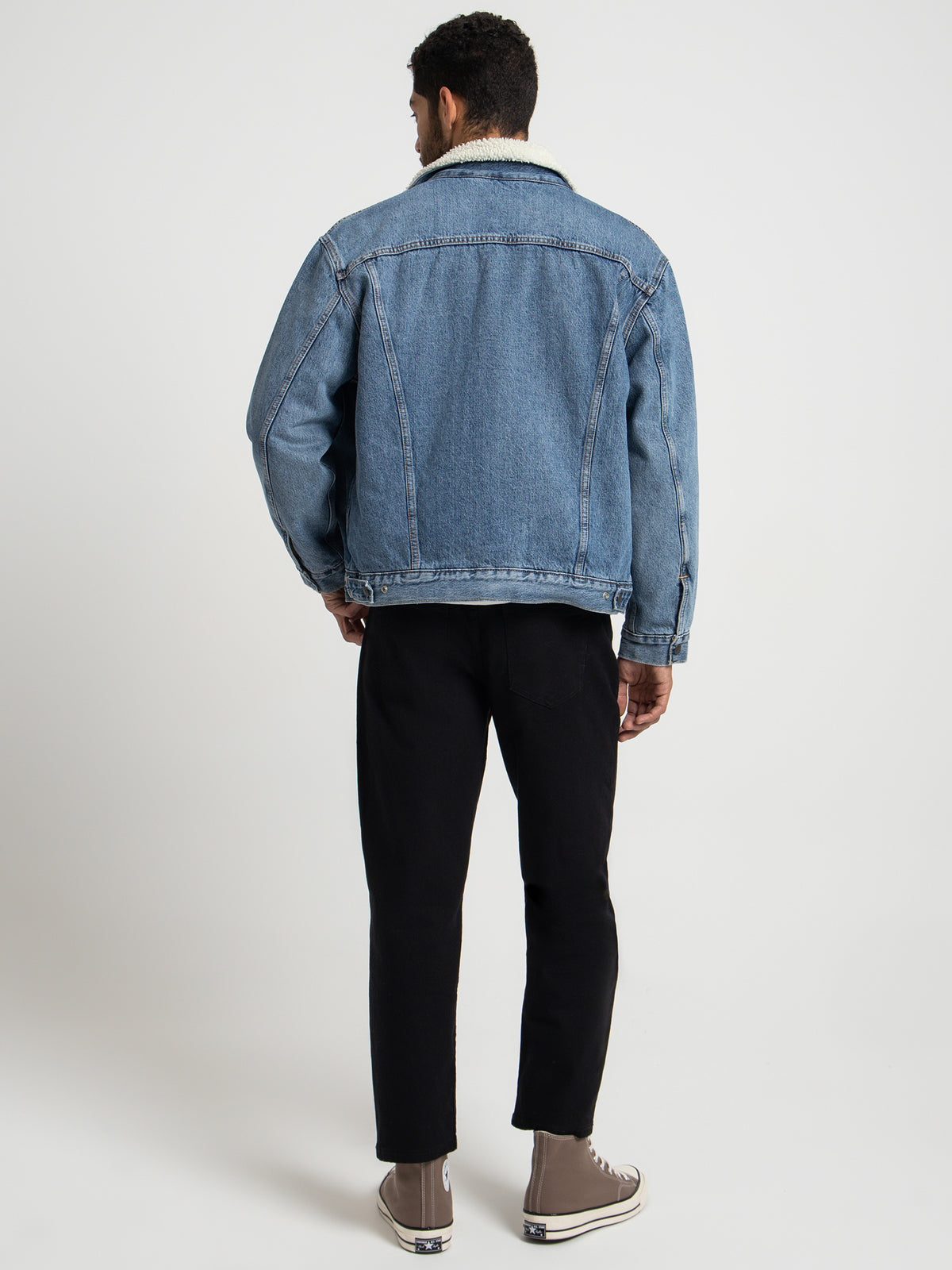 Levis Vintage Fit Sherpa Trucker Jacket in Disco Lady Blue Stonewash | Blue Stone