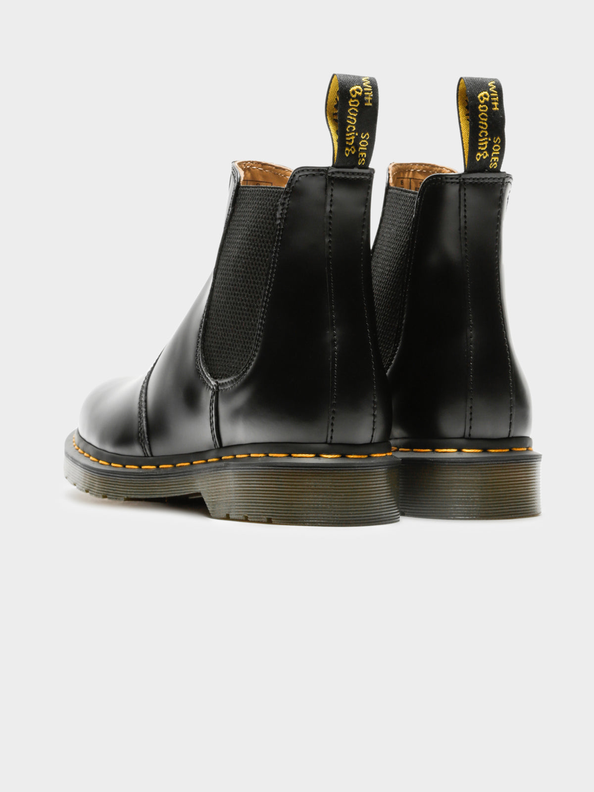 Dr Martens Unisex 2976 Chelsea Boots in Black Smooth | Black