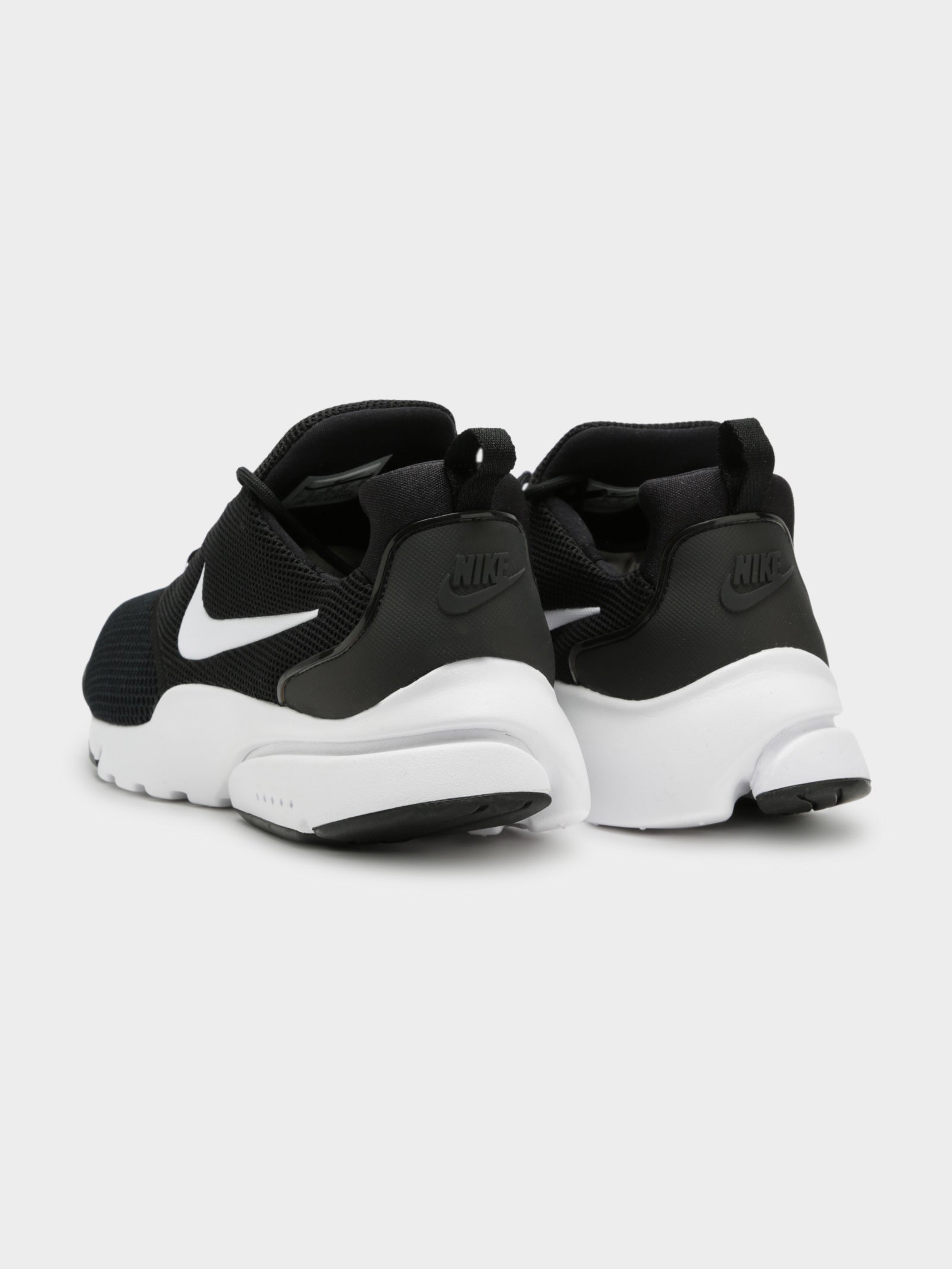 Nike presto fly hot sale black and white