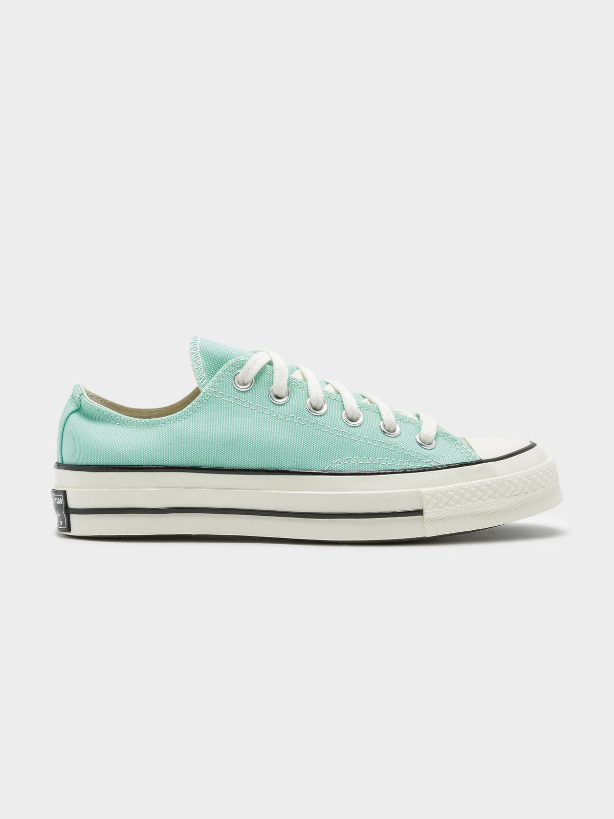 Converse Unisex Chuck 70 Ox Low Sneakers in Light Green | Light Green