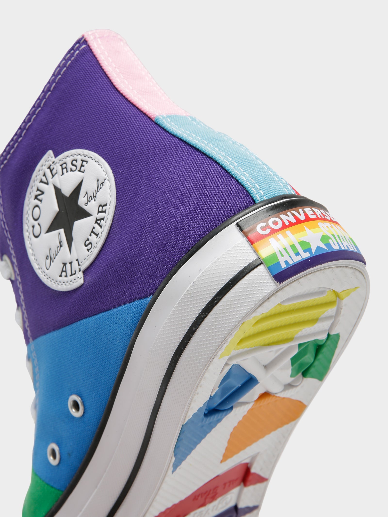 Converse hot sale bi pride