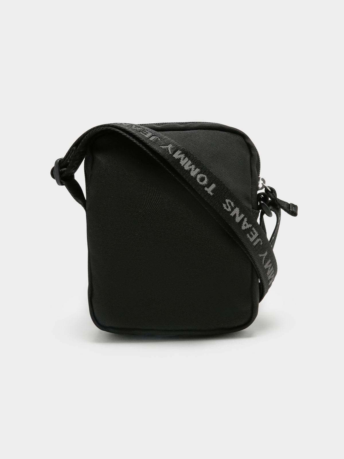 Tommy Hilfiger Essential Reporter Bag in Black | Black